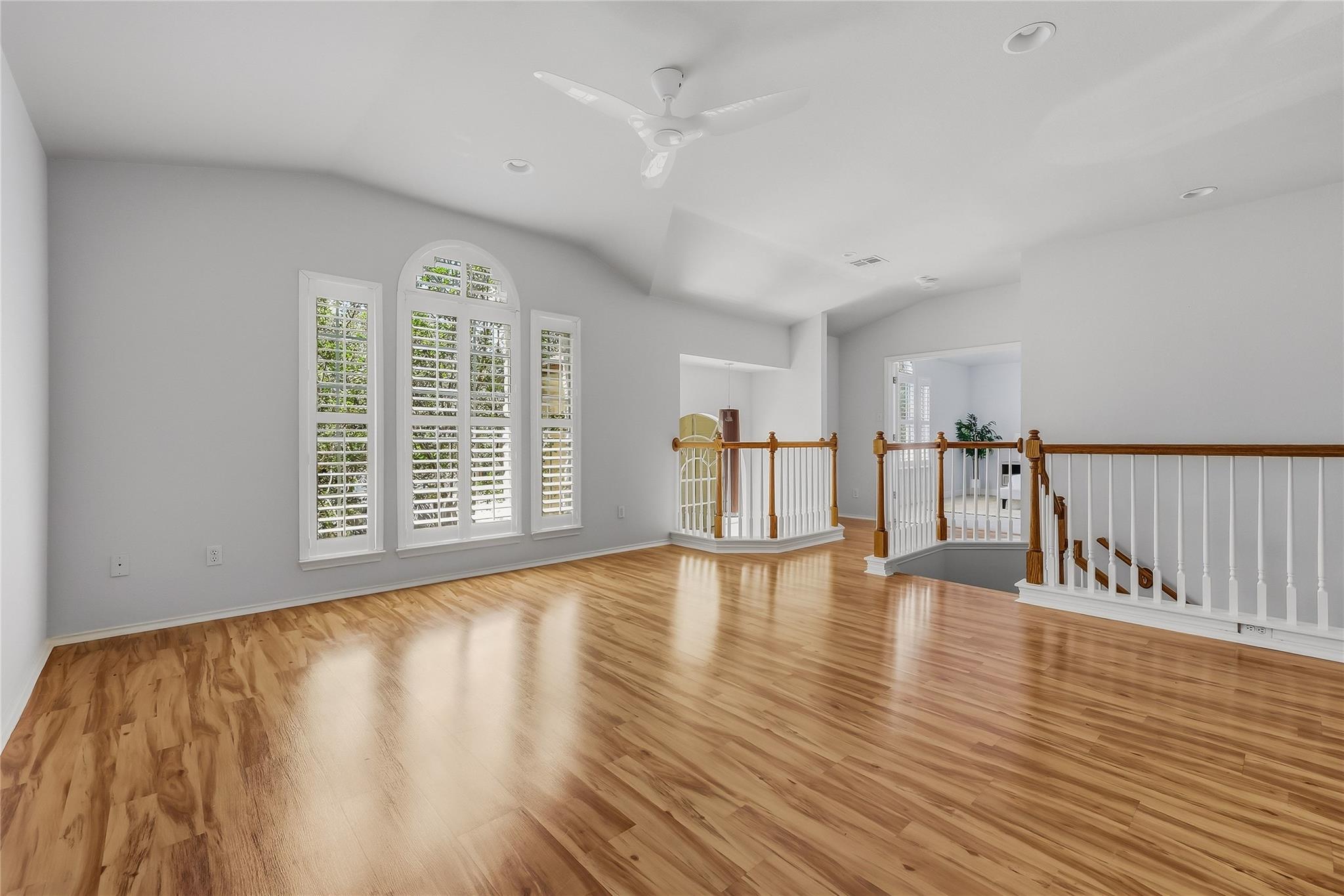 4400 Chickasaw CT