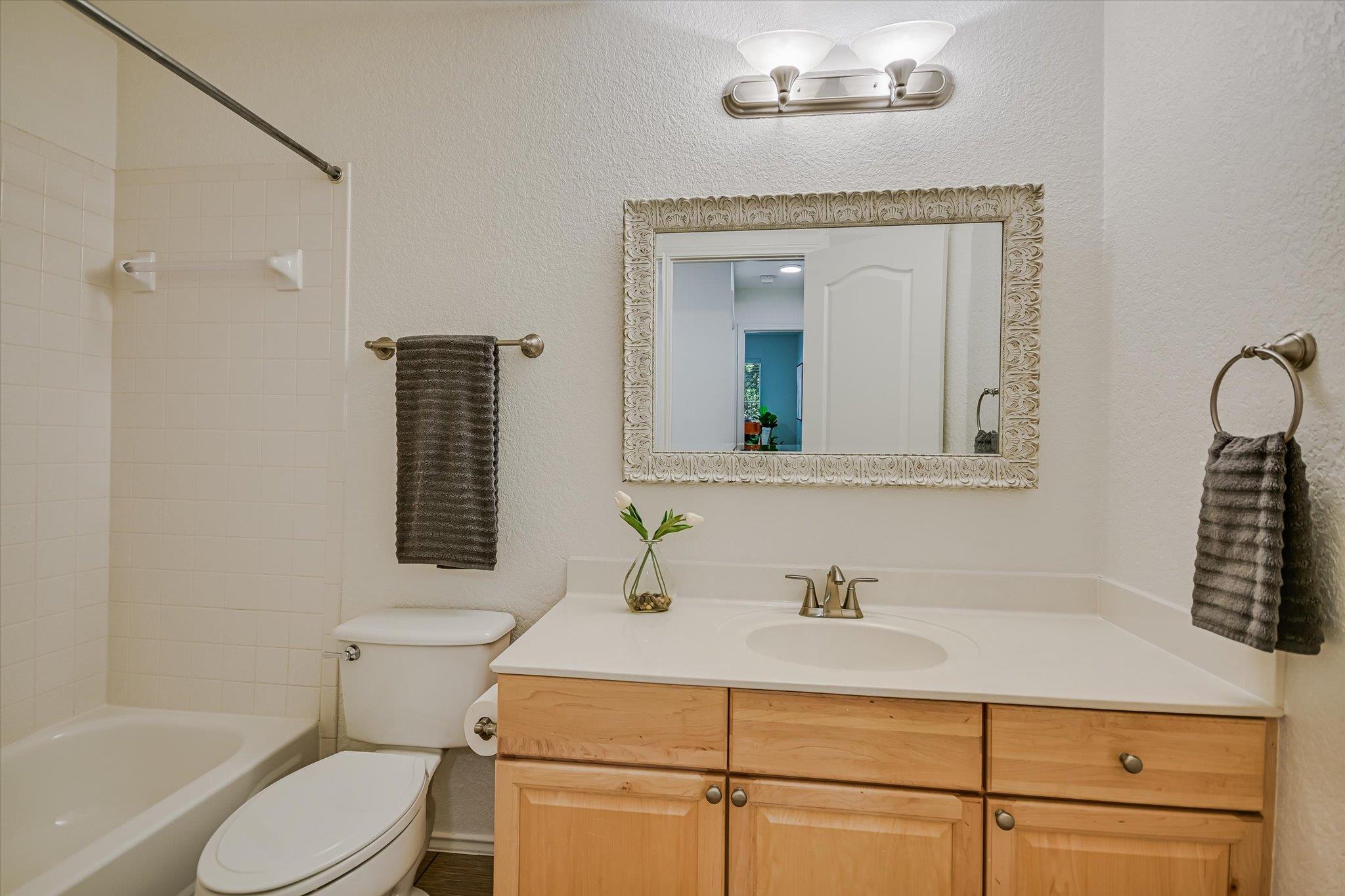 8909 Lanna Bluff LOOP