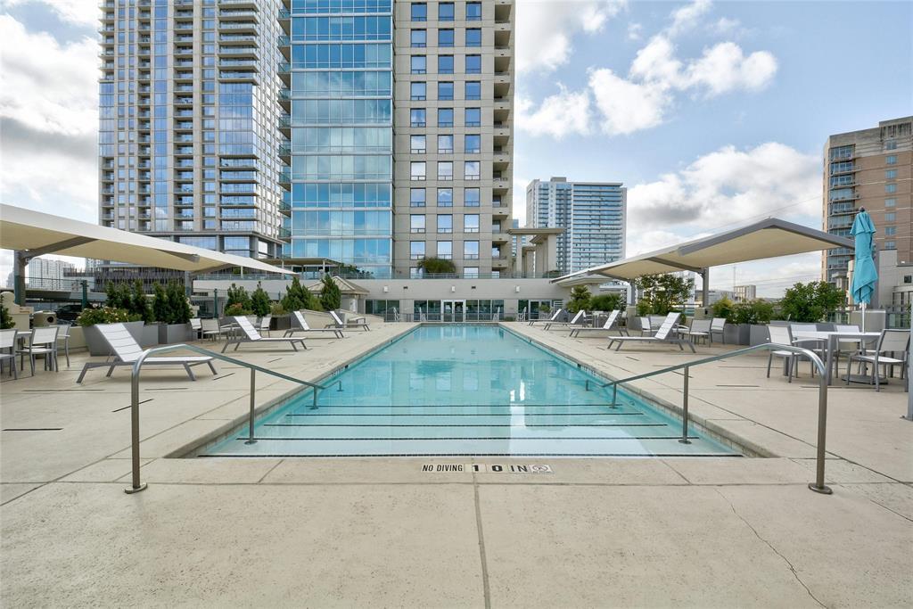 300 Bowie ST # 2301
