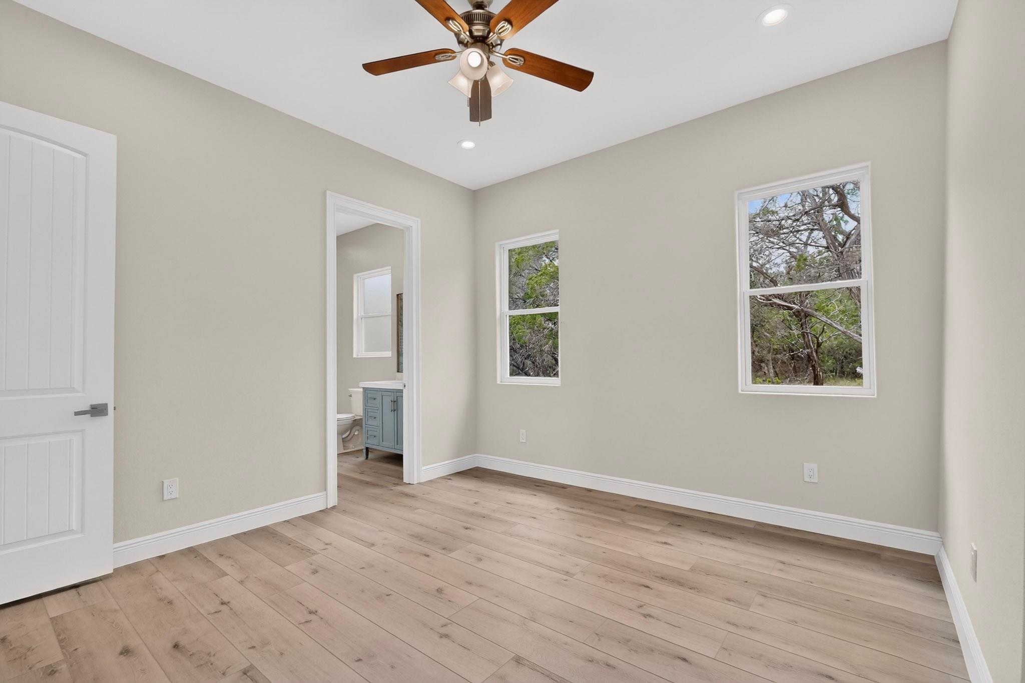 13201 Mansfield DR