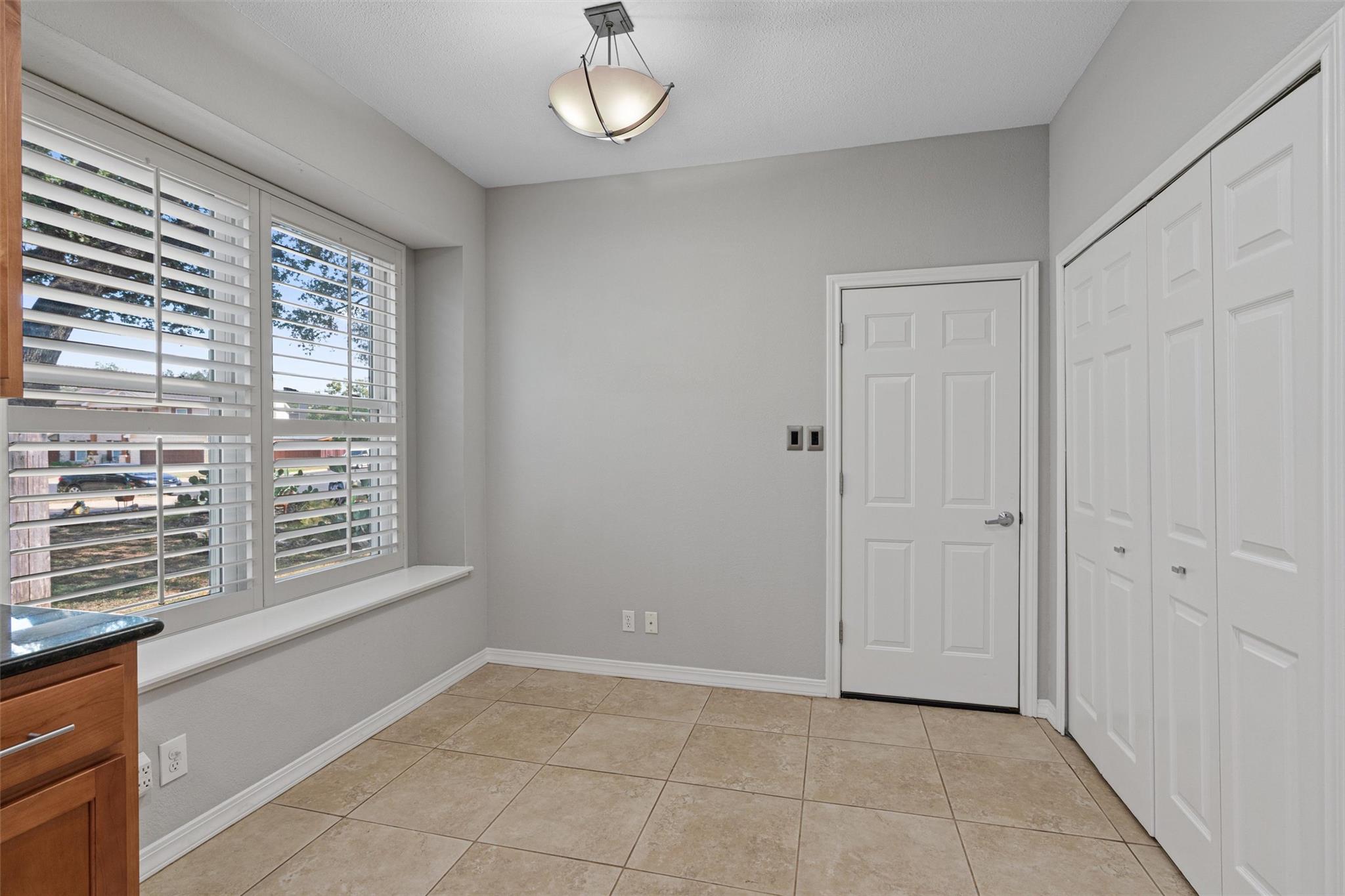 5802 Abilene TRL