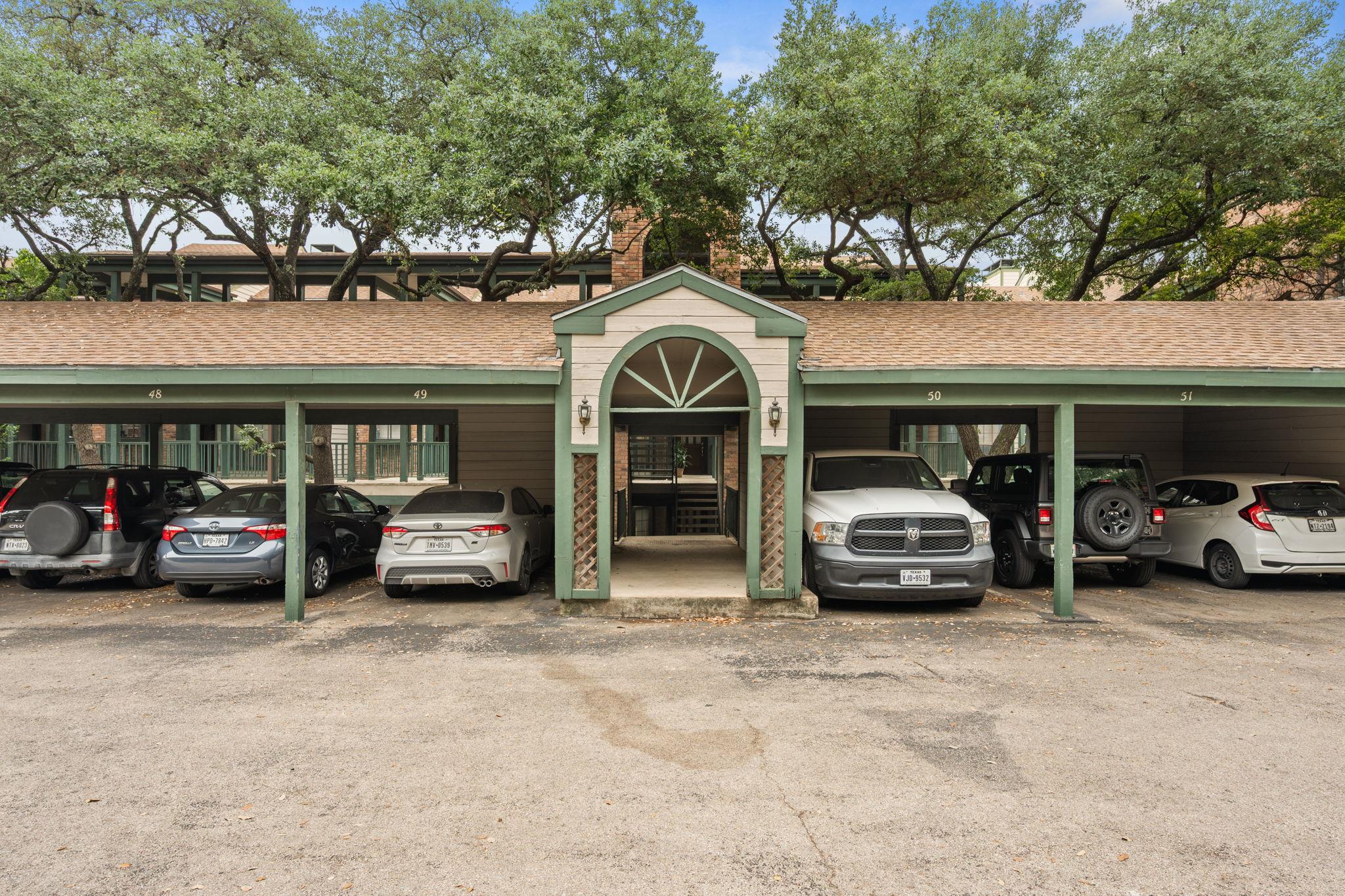 1741 Spyglass DR # 127 Unit: 1-127