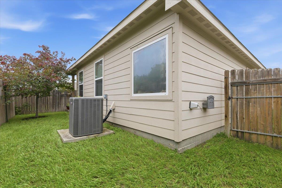 1672 Treeta TRL