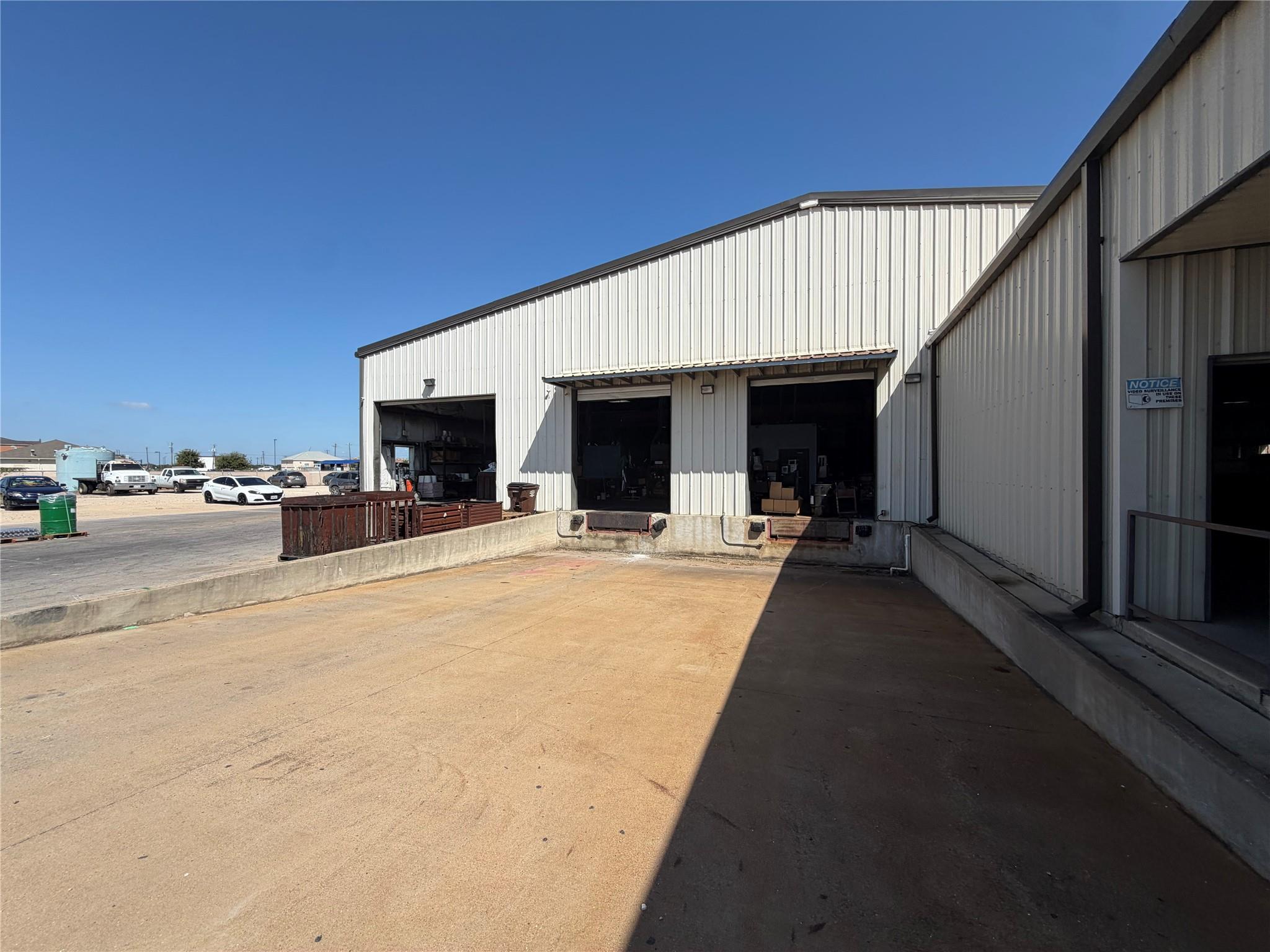 112 E Mlk Jr Industrial BLVD