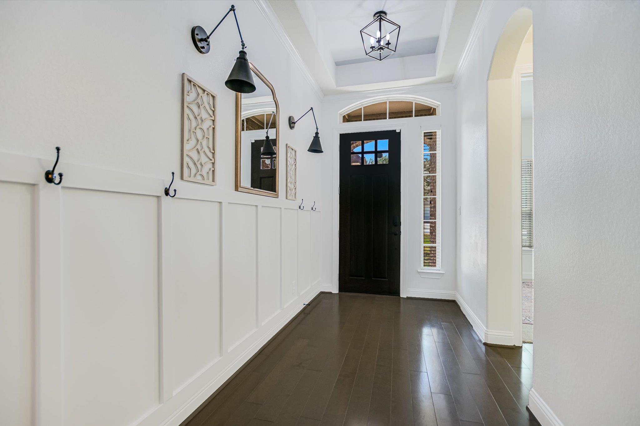 18704 Waltz CT