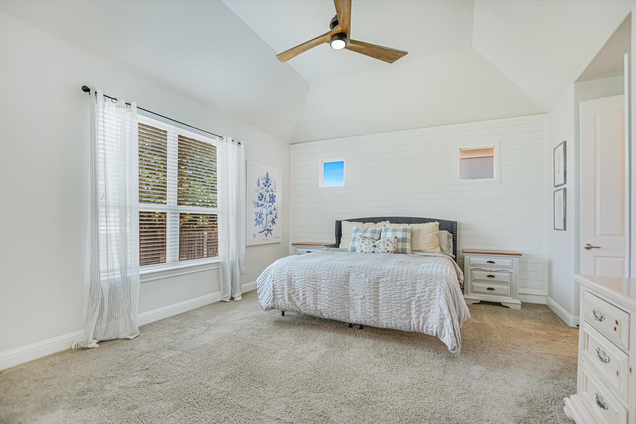 18704 Waltz CT