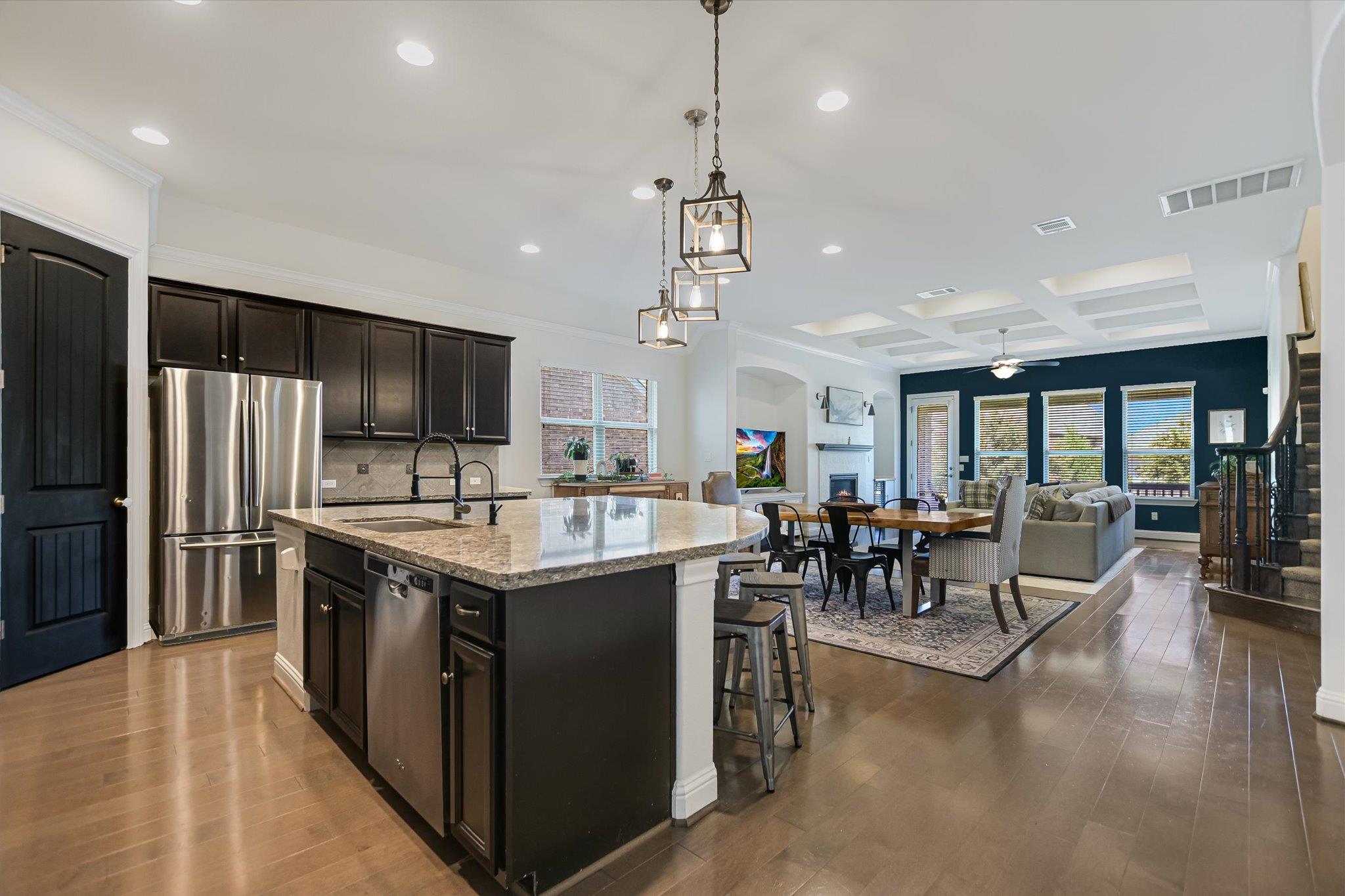 18704 Waltz CT