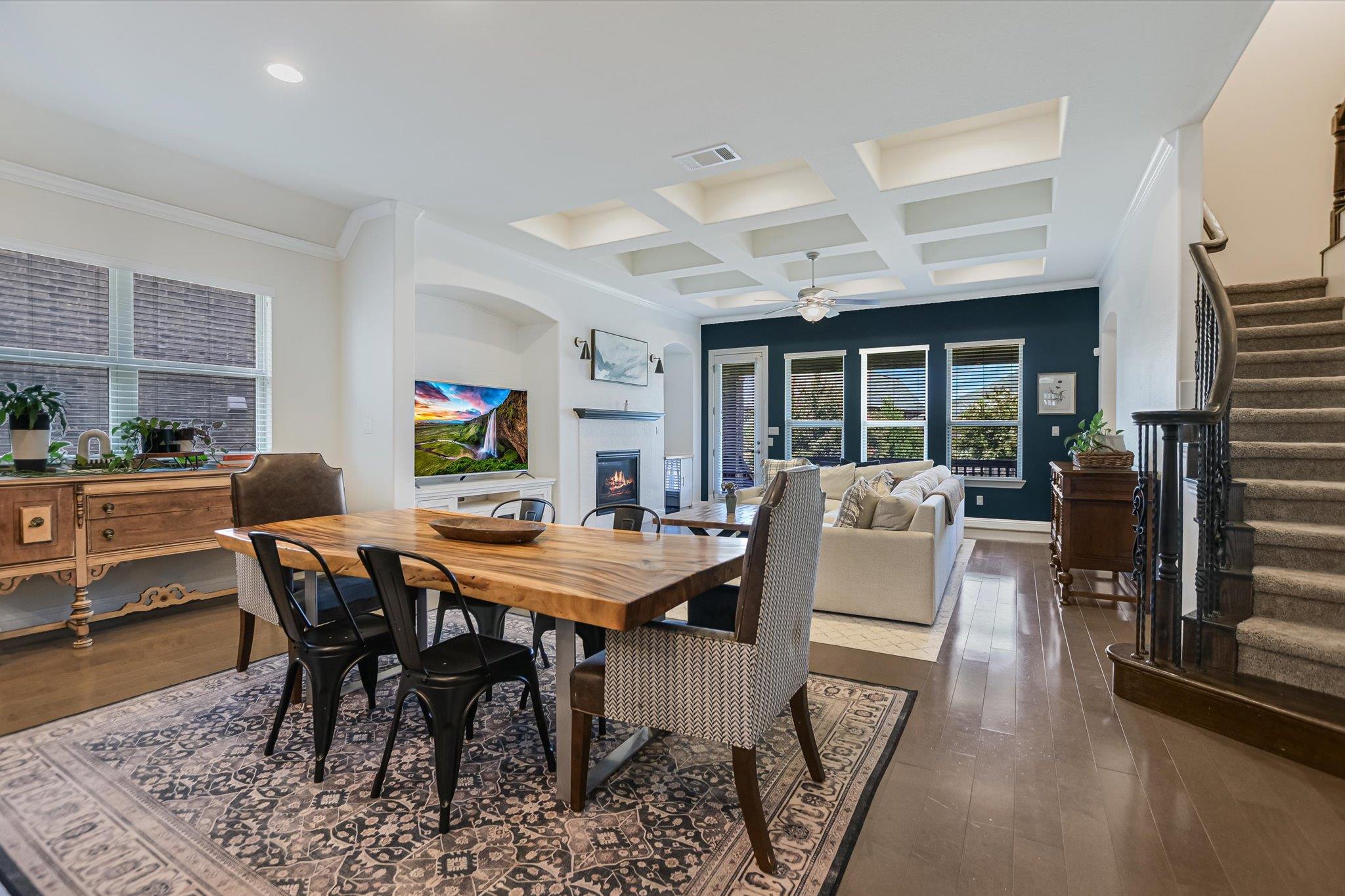 18704 Waltz CT