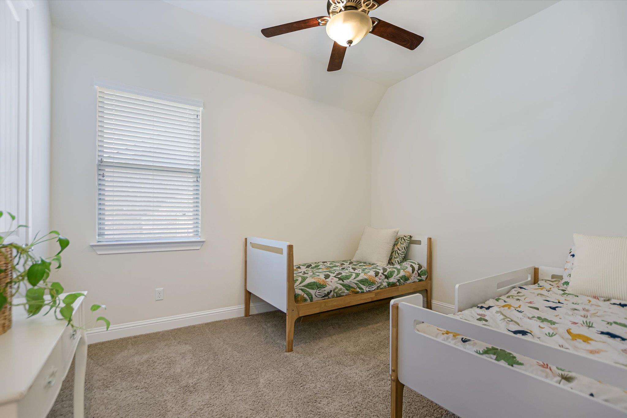18704 Waltz CT