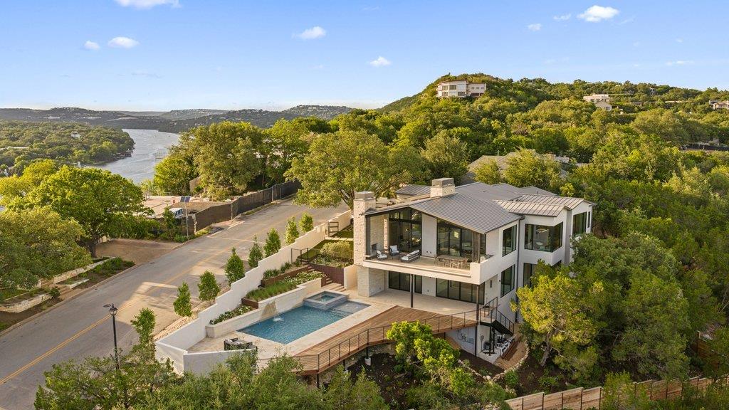 3501 Mount Bonnell RD