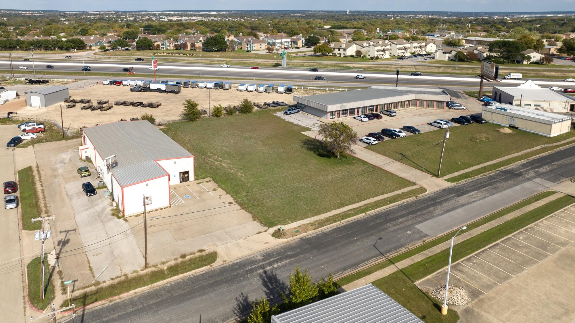 313 Cheyenne DR