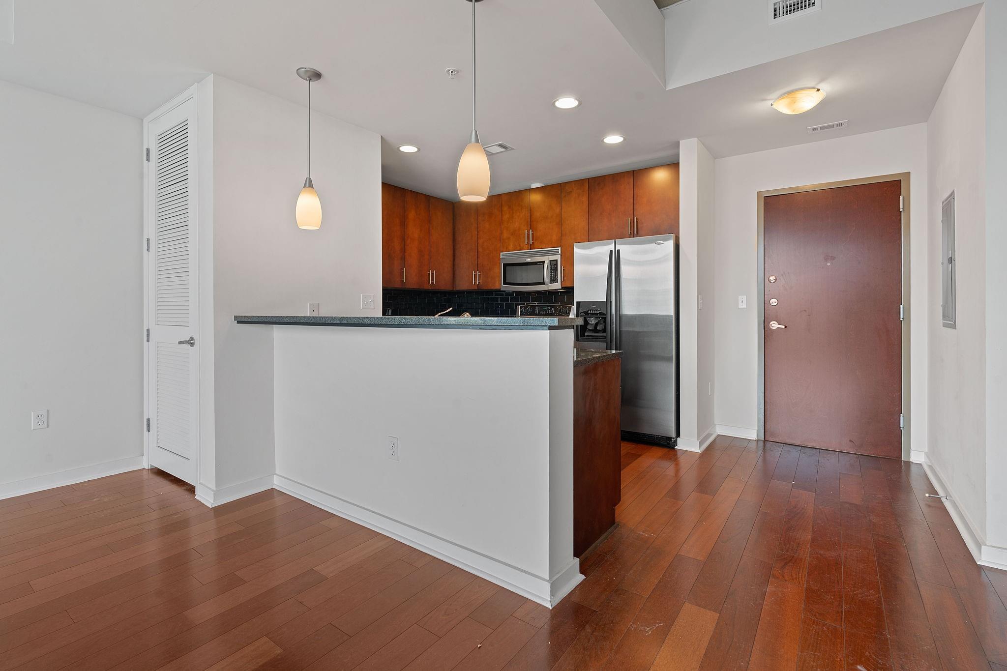 360 Nueces ST # 1518