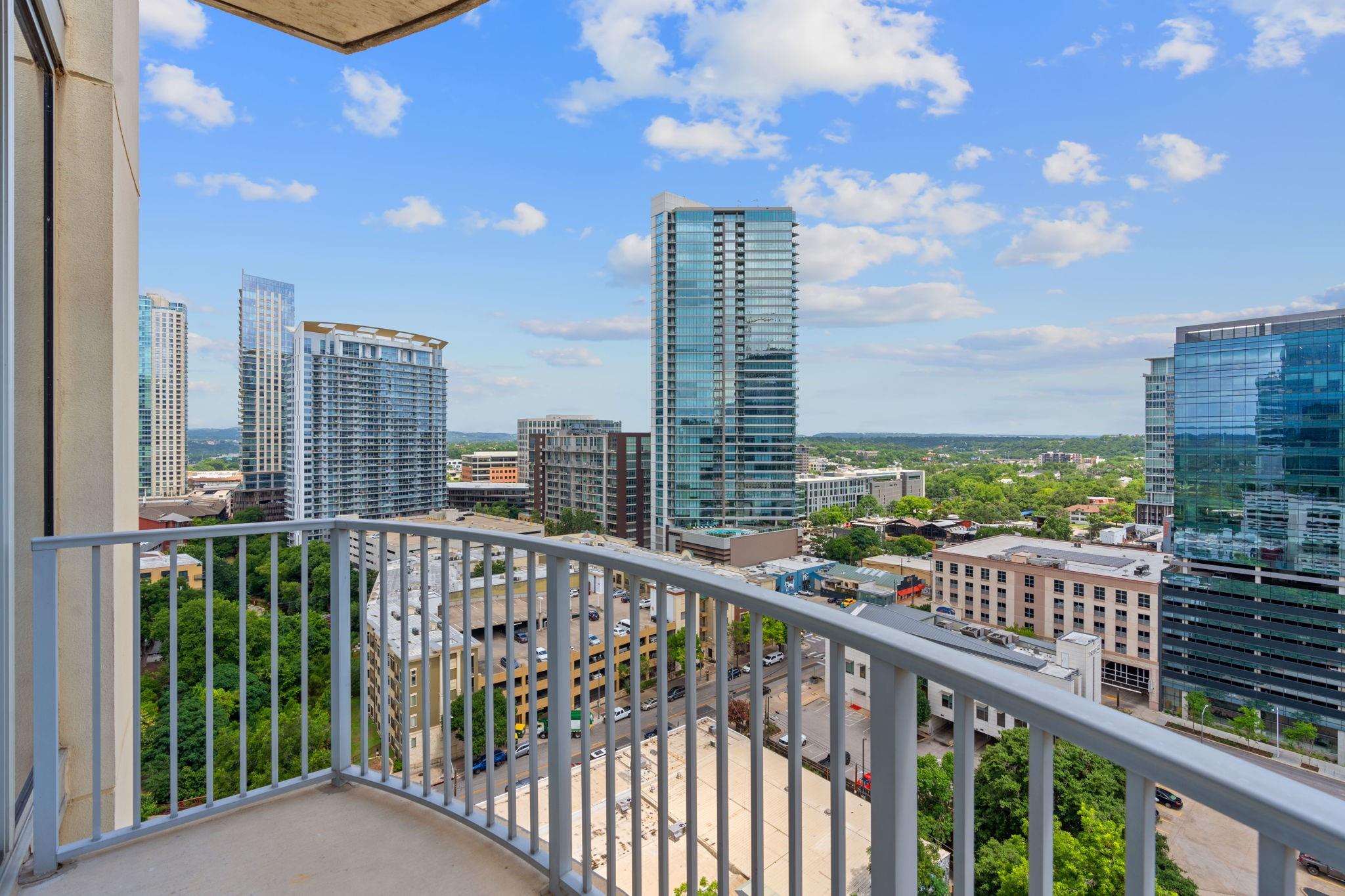 360 Nueces ST # 1518