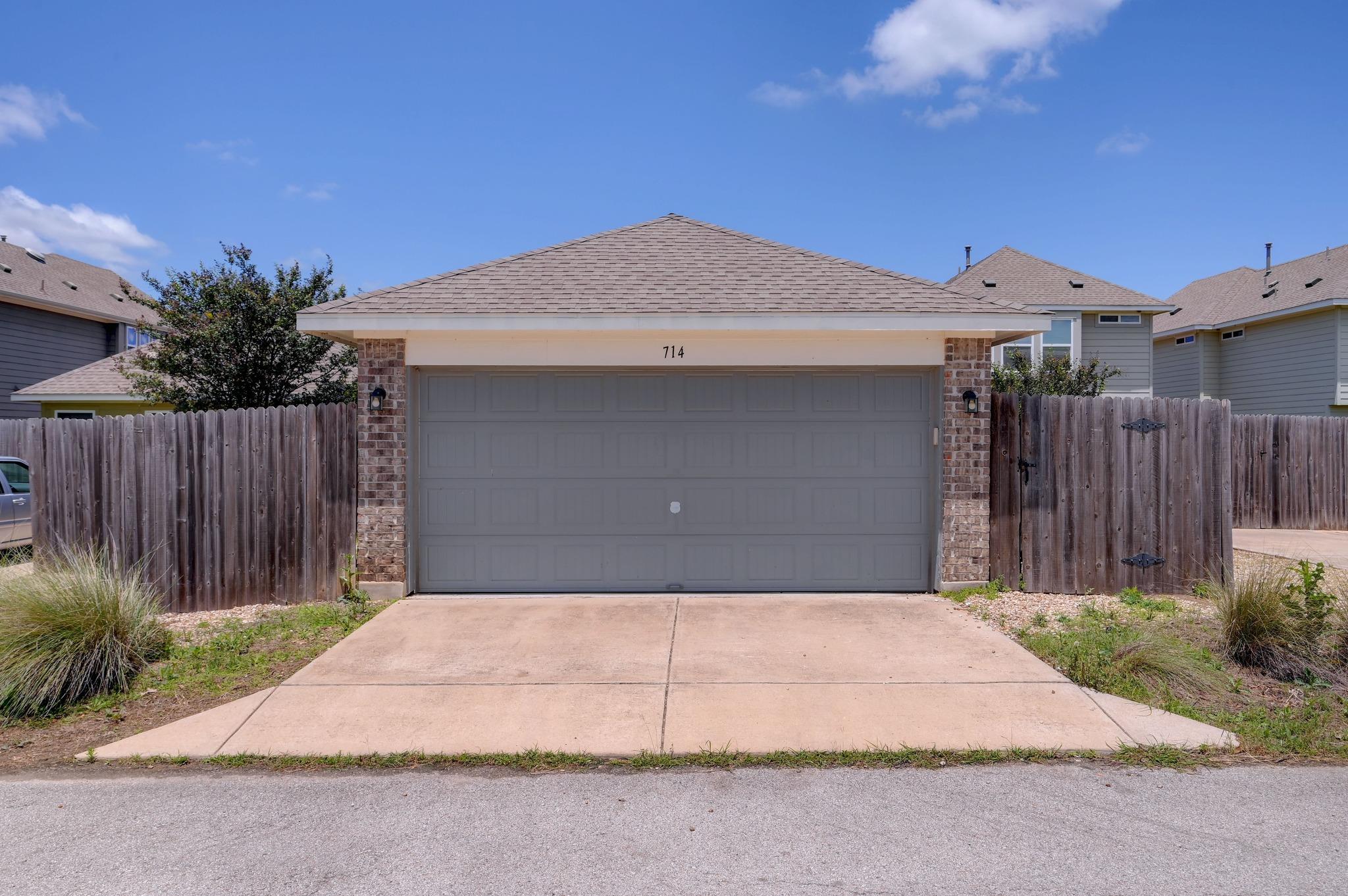 714 Stampede RD