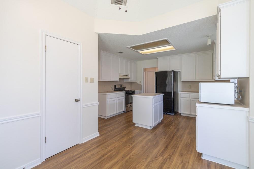 2411 Raintree PATH