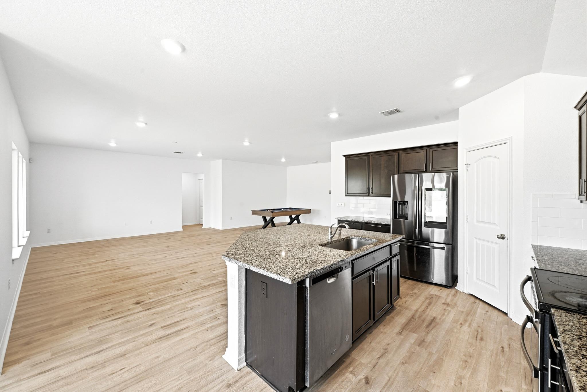 120 Loon DR