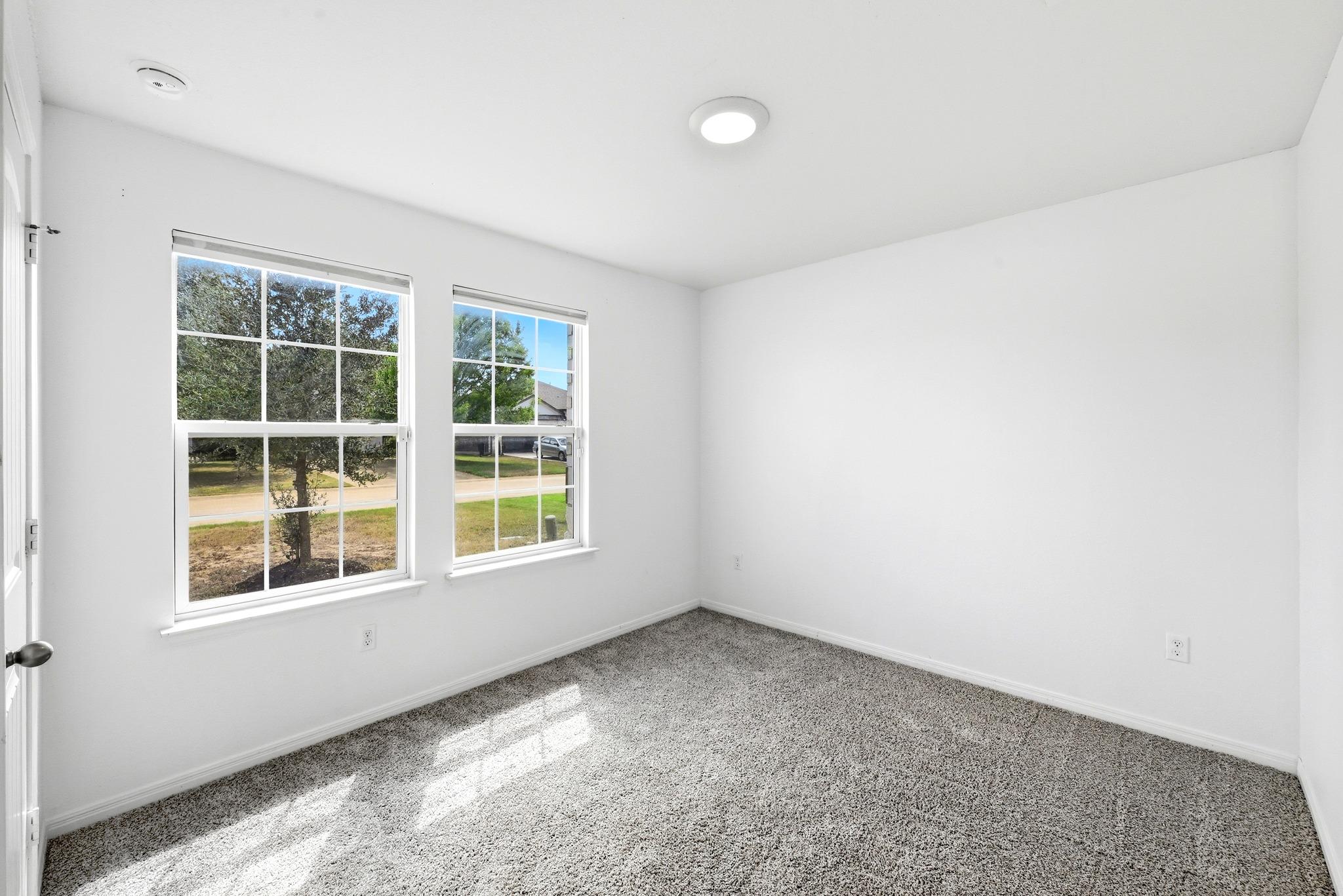 120 Loon DR