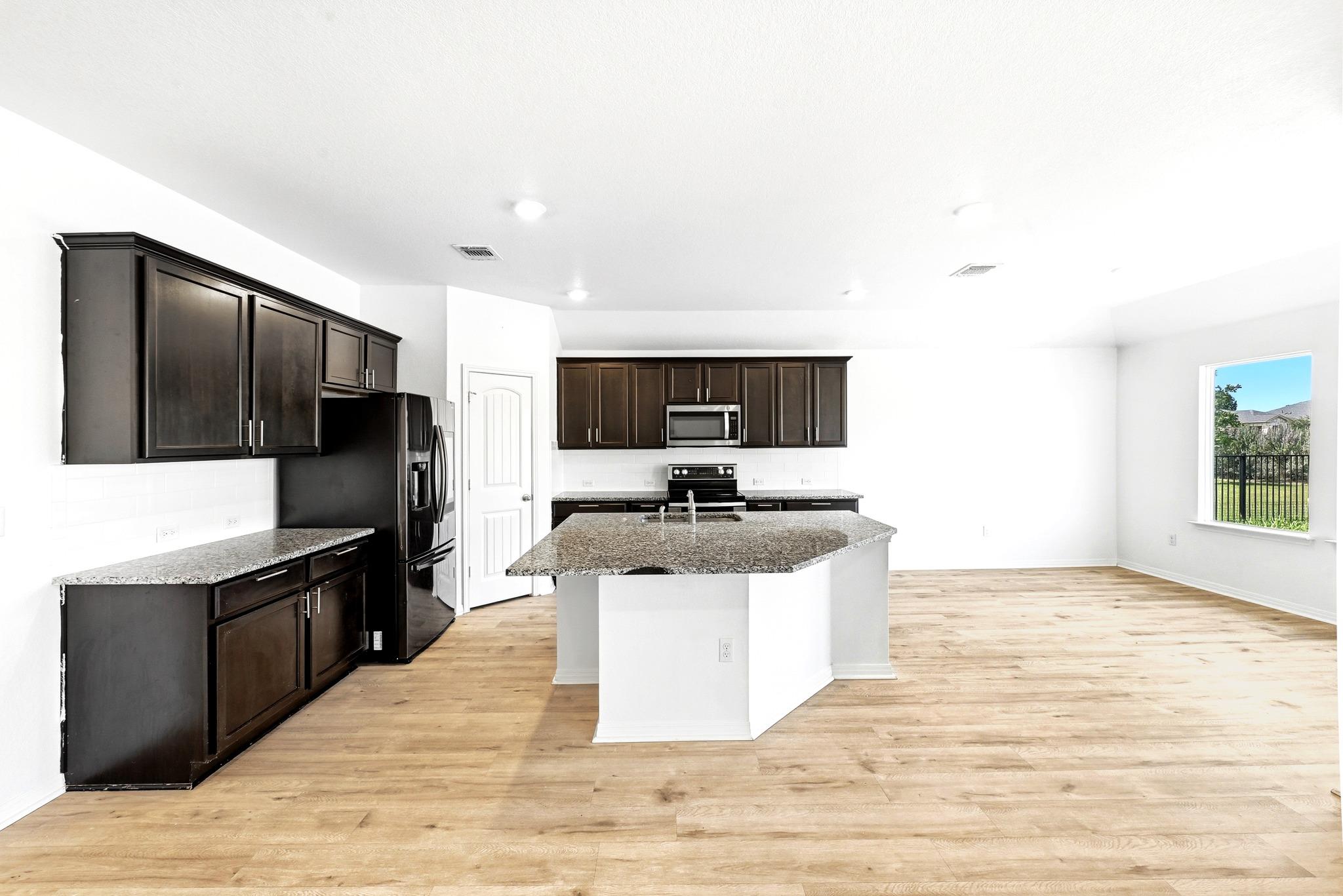 120 Loon DR