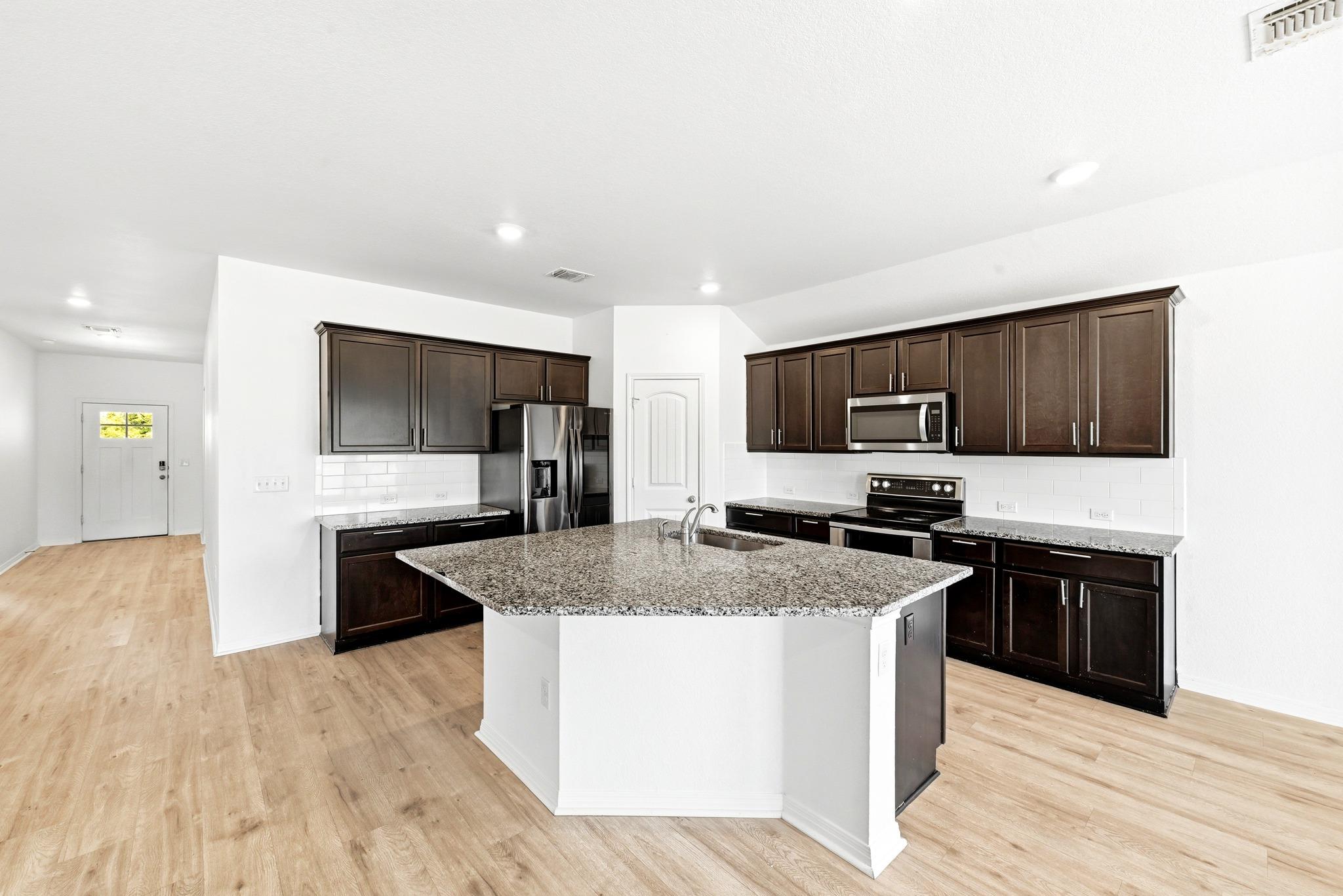 120 Loon DR