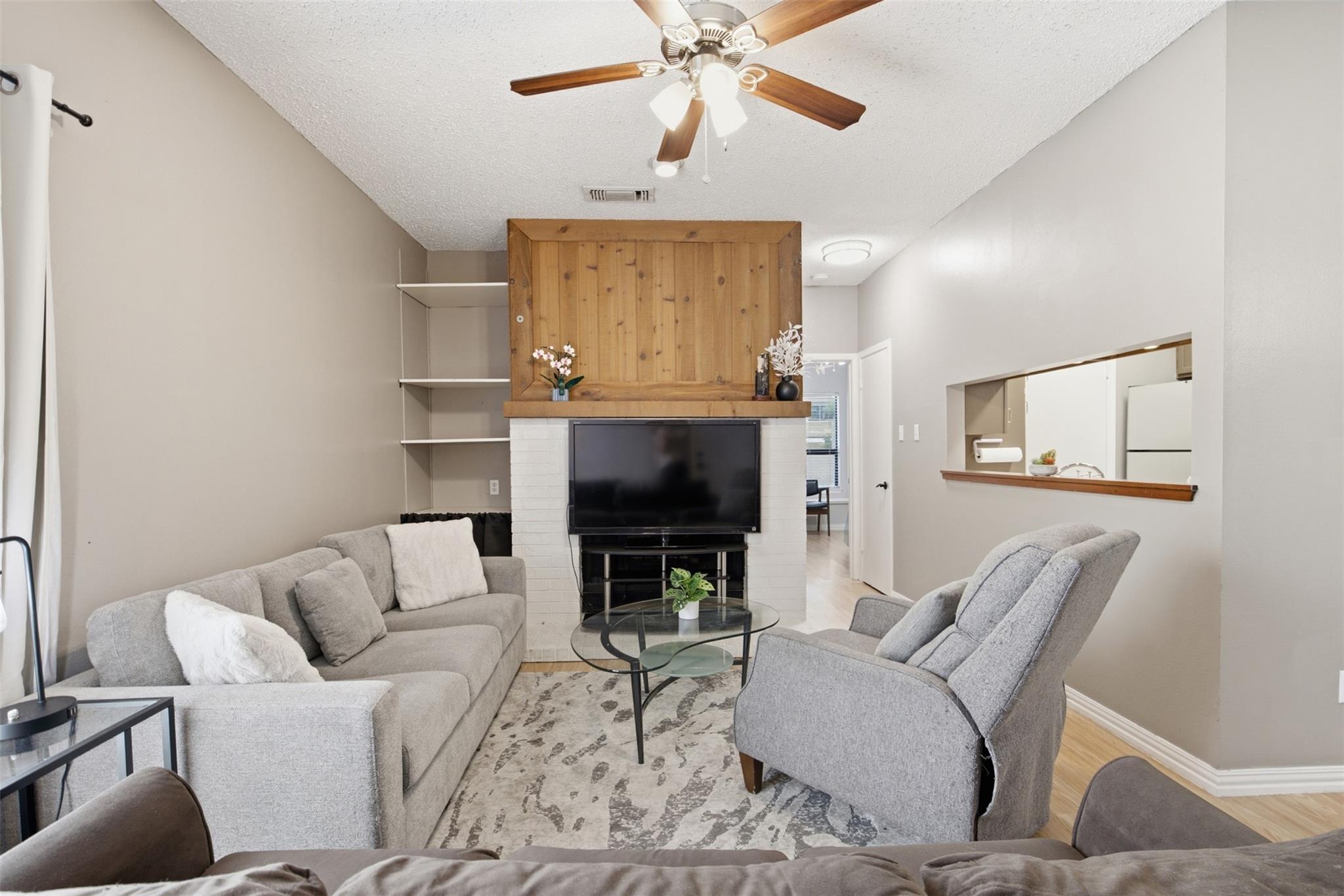 908 Poplar ST # 206