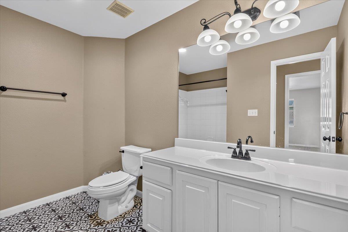 15708 Fisher Island DR