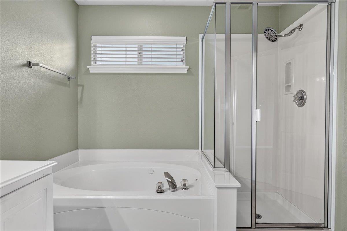 15708 Fisher Island DR