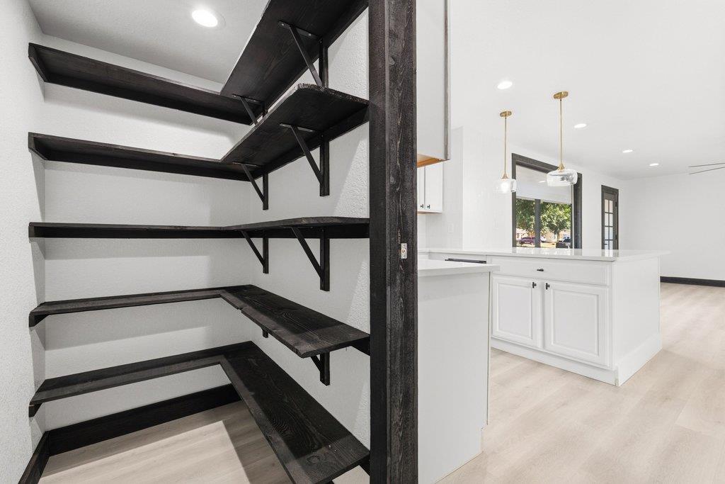 606 Barbara DR