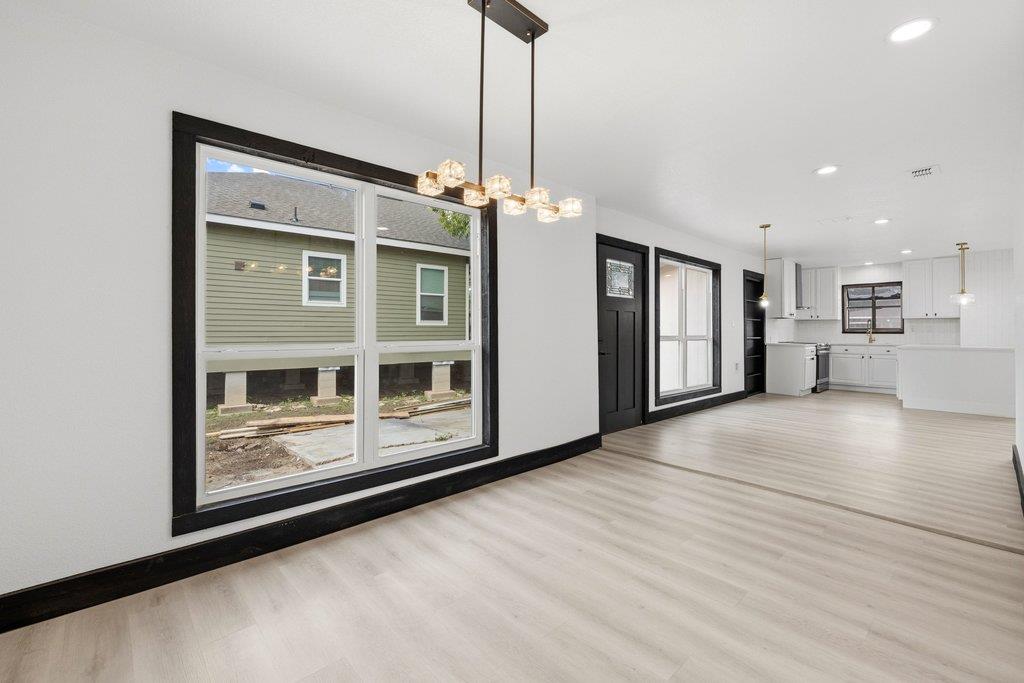 606 Barbara DR