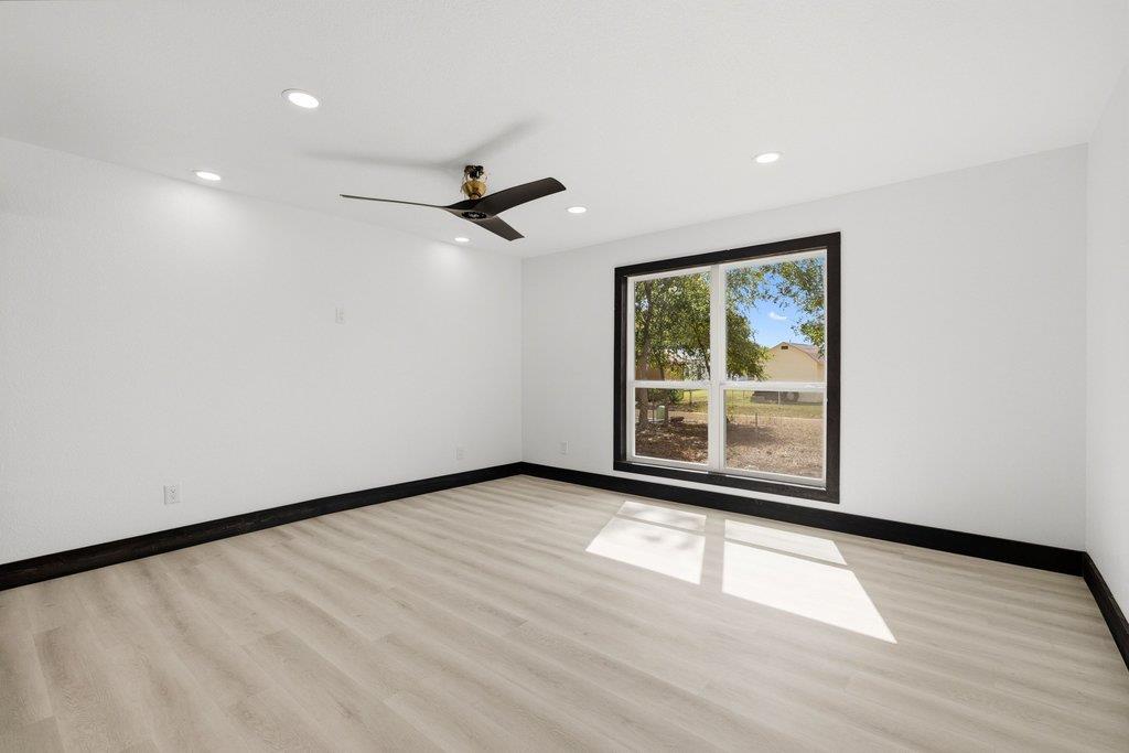 606 Barbara DR