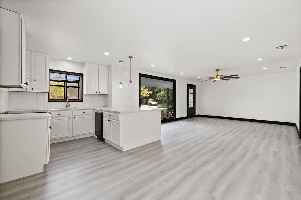 606 Barbara DR