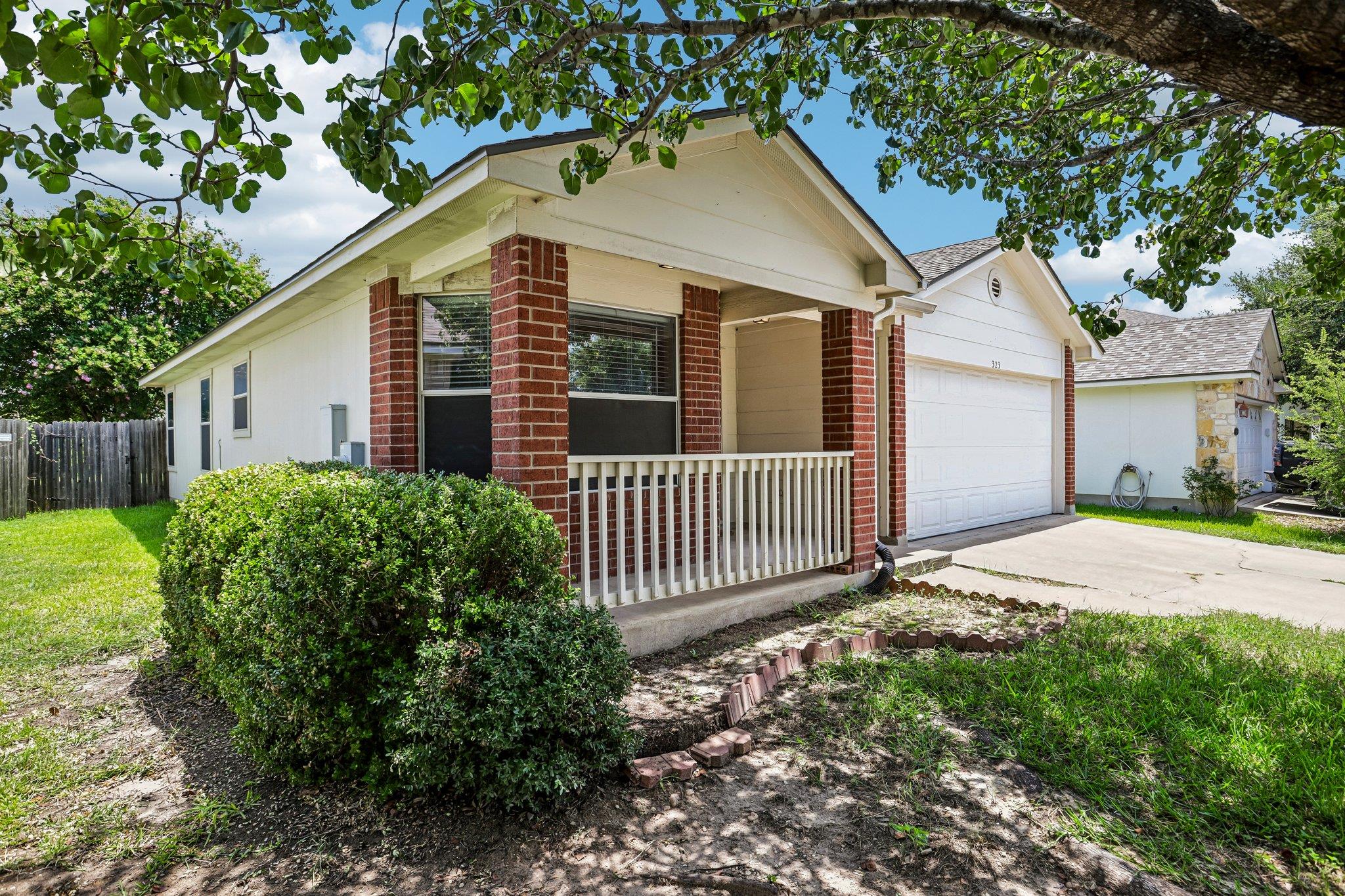 323 Precipice WAY