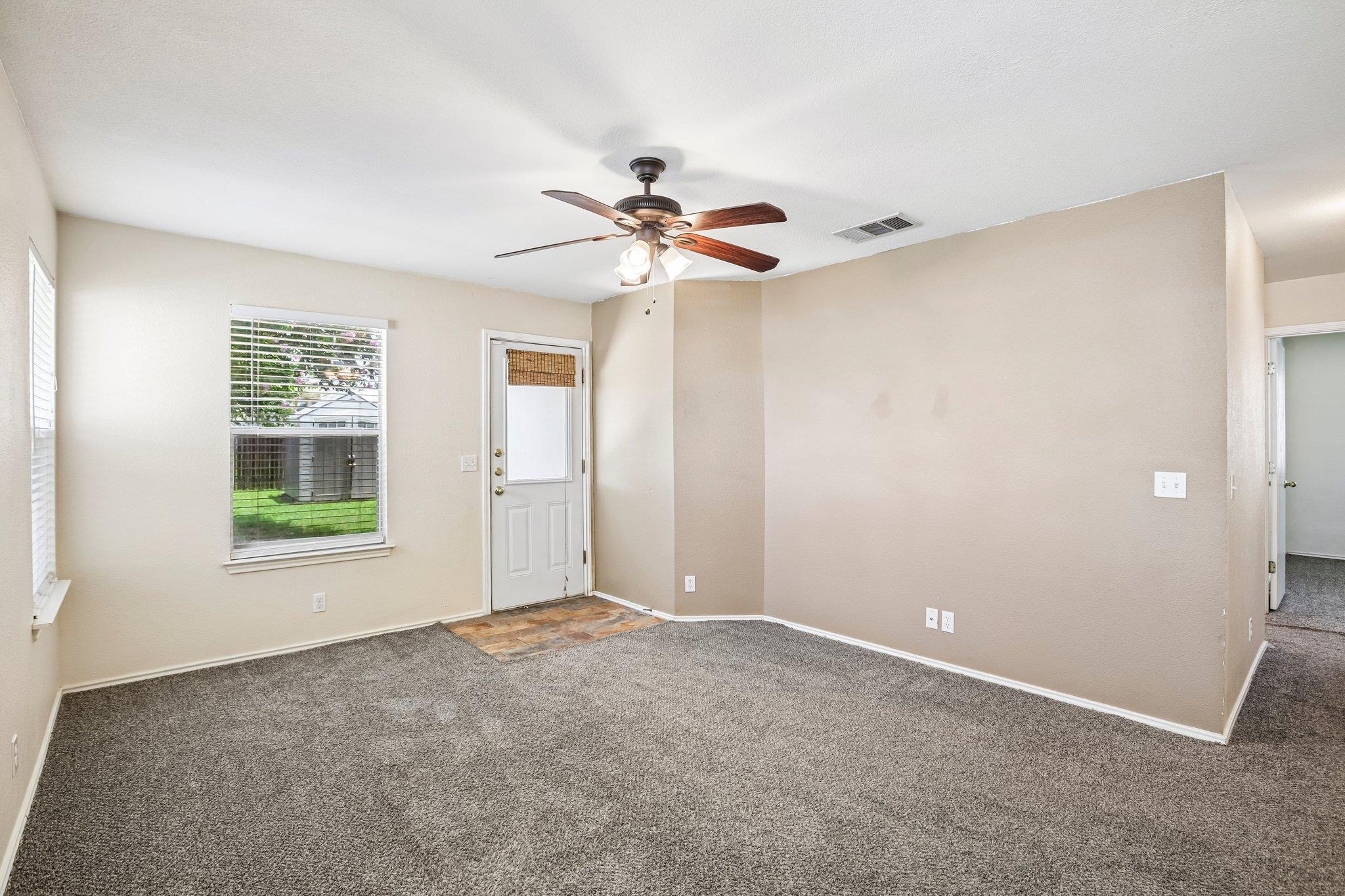 323 Precipice WAY