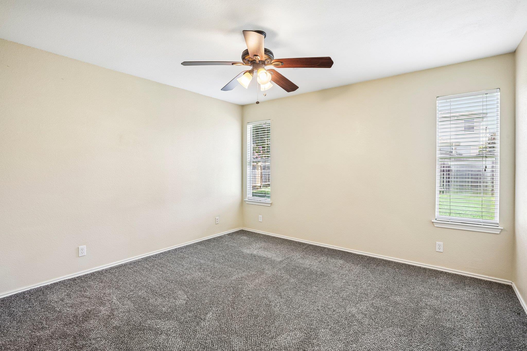 323 Precipice WAY