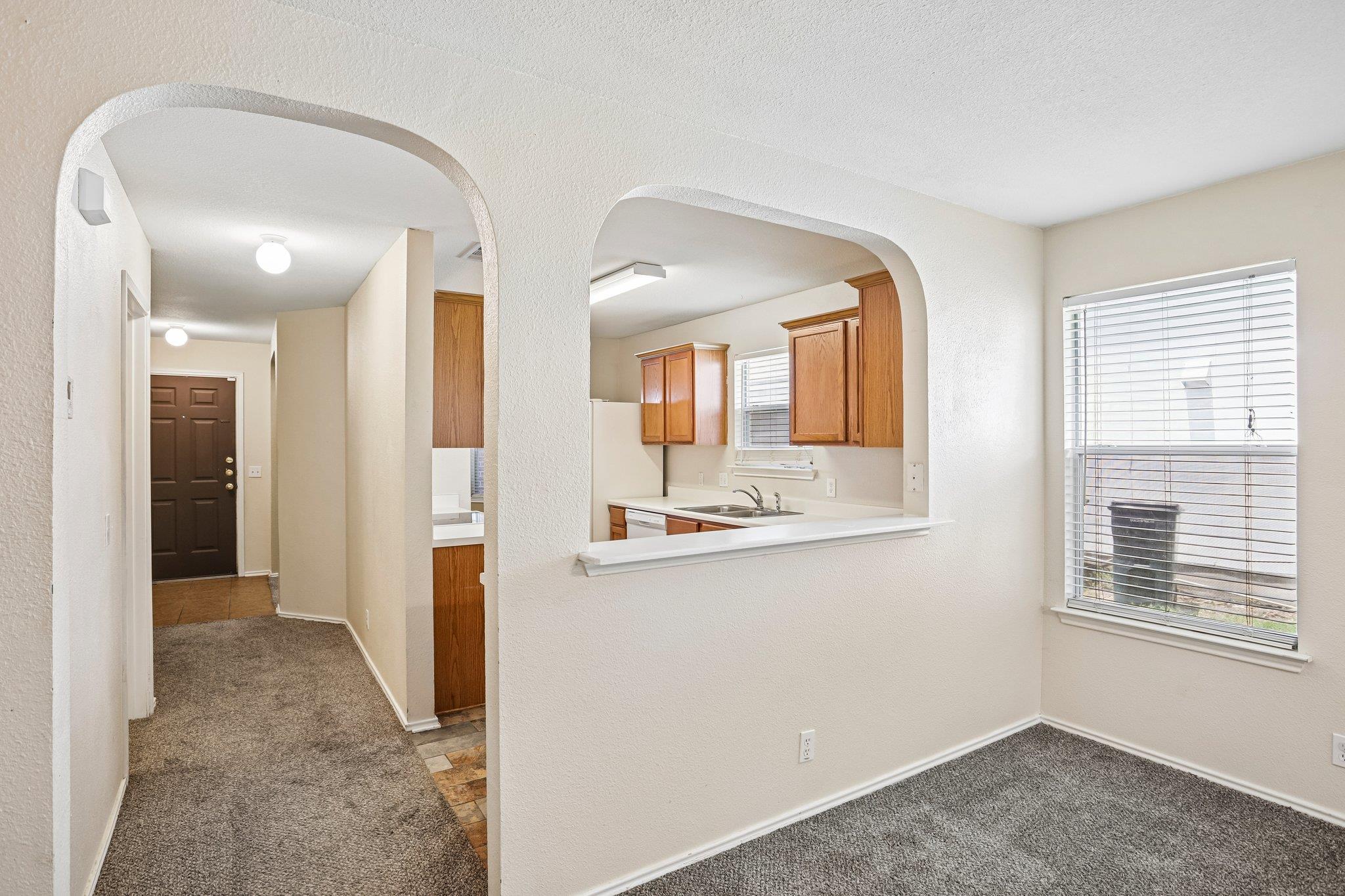 323 Precipice WAY