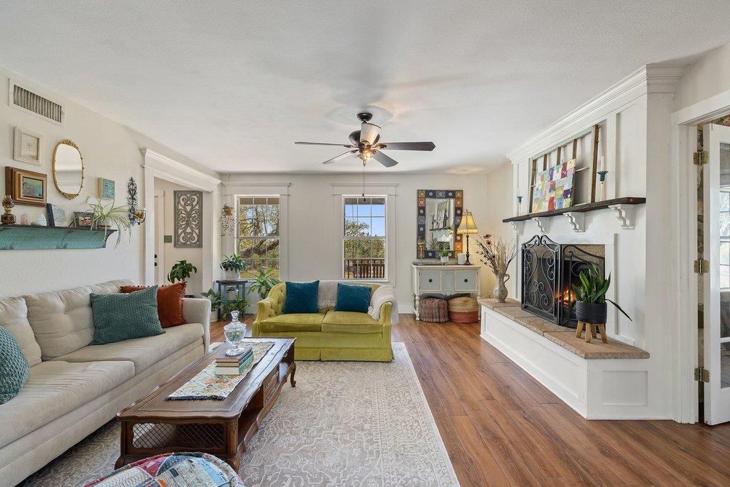 290 Sunset RDG