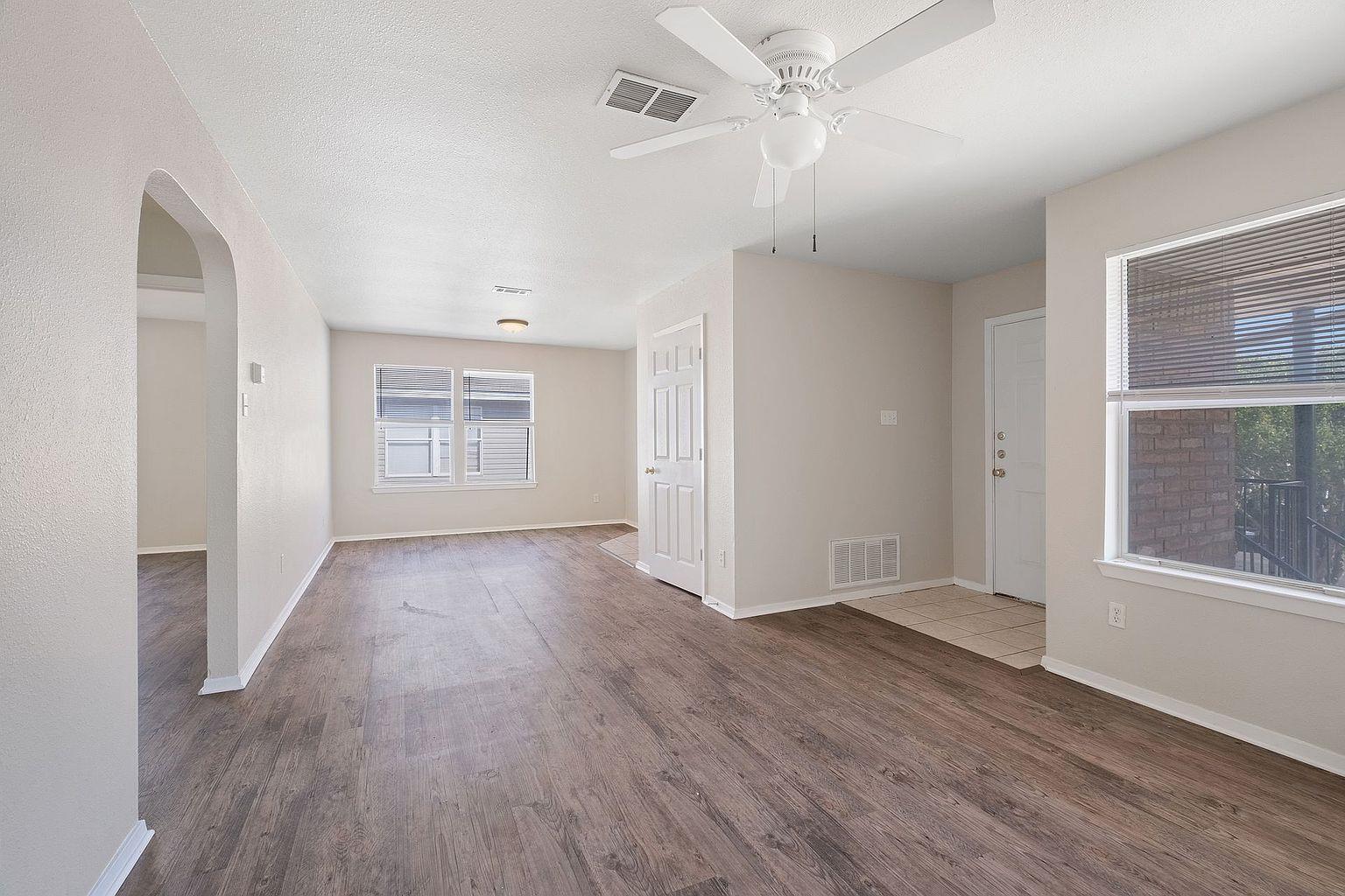 2214 Katy LN # D