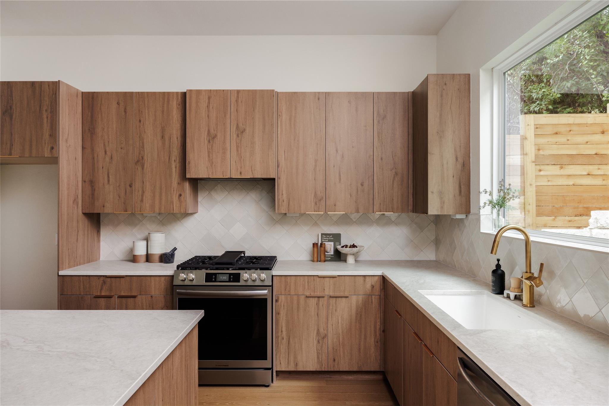 3002 Webberville RD # 2 Unit: 1 & 2