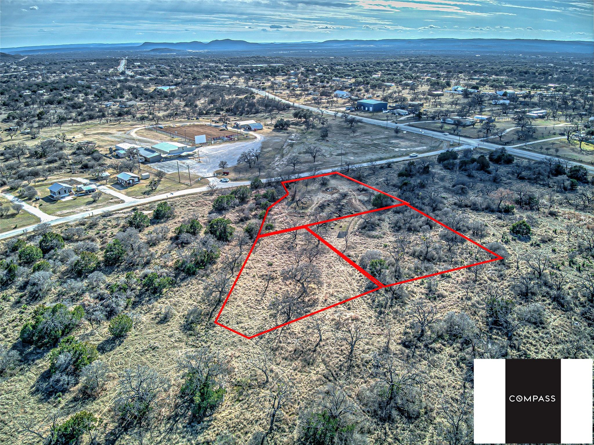 8 Lillian Dean DR