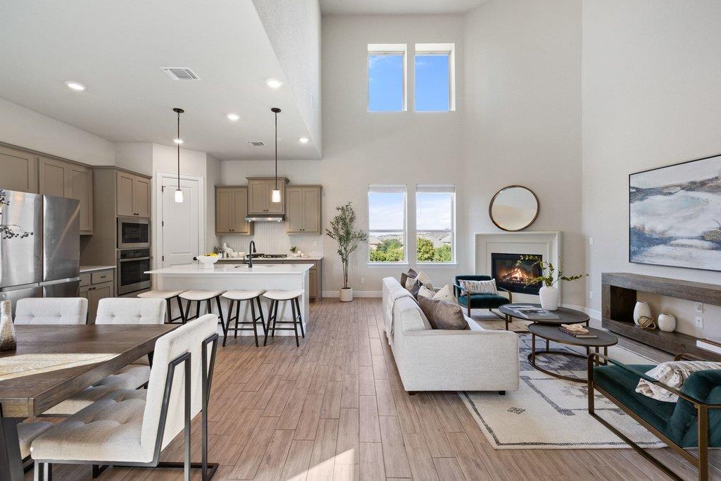 6800 Empresa DR