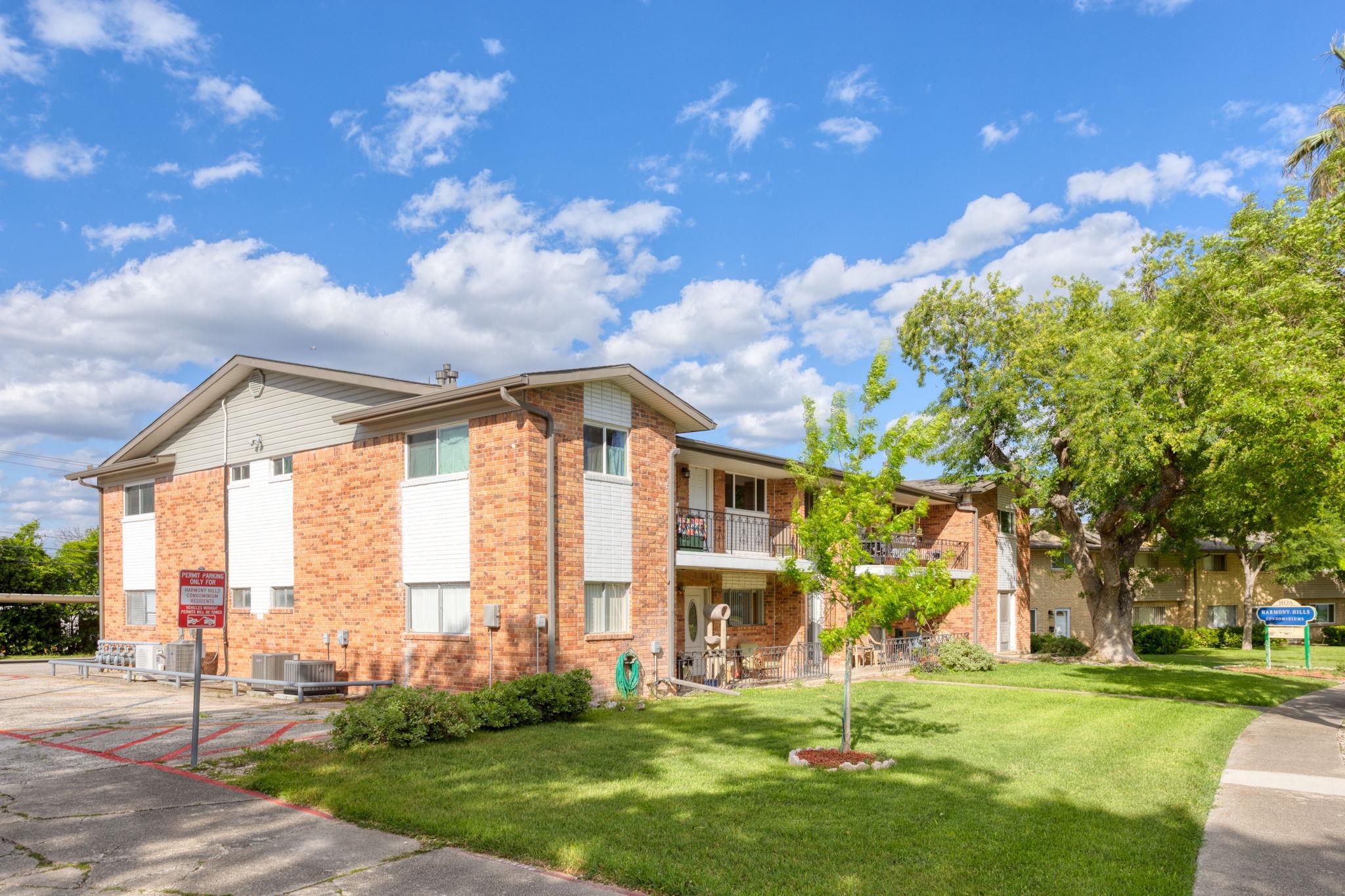 201 W Silver Sands DR # 8