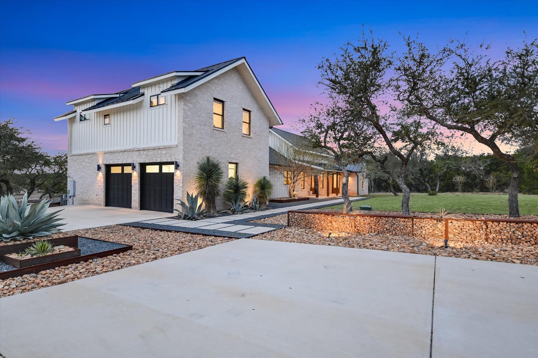 6434 MUSTANG VALLEY TRL