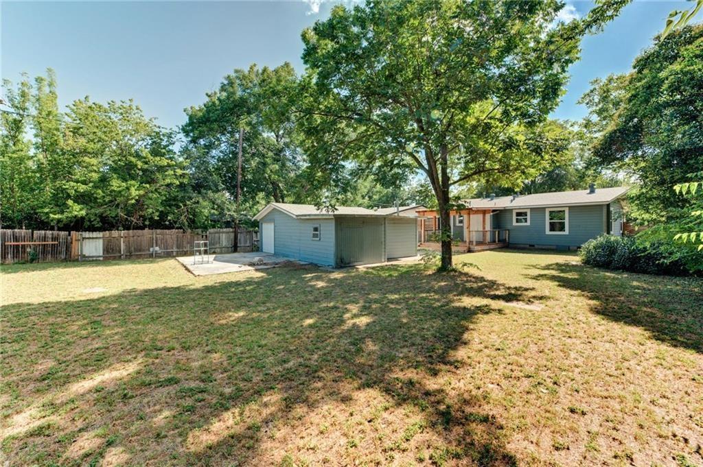8318 Burrell DR