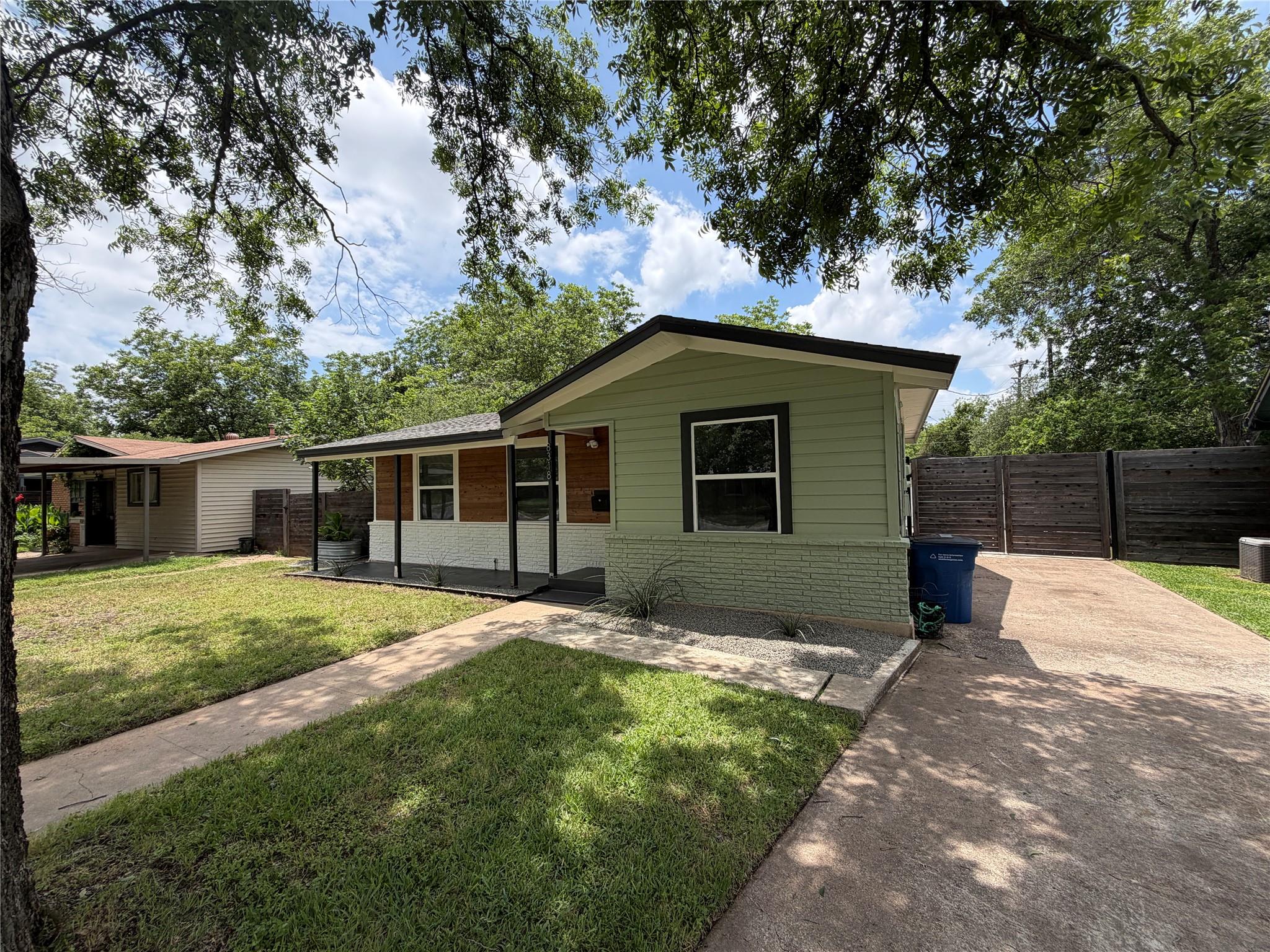 8318 Burrell DR