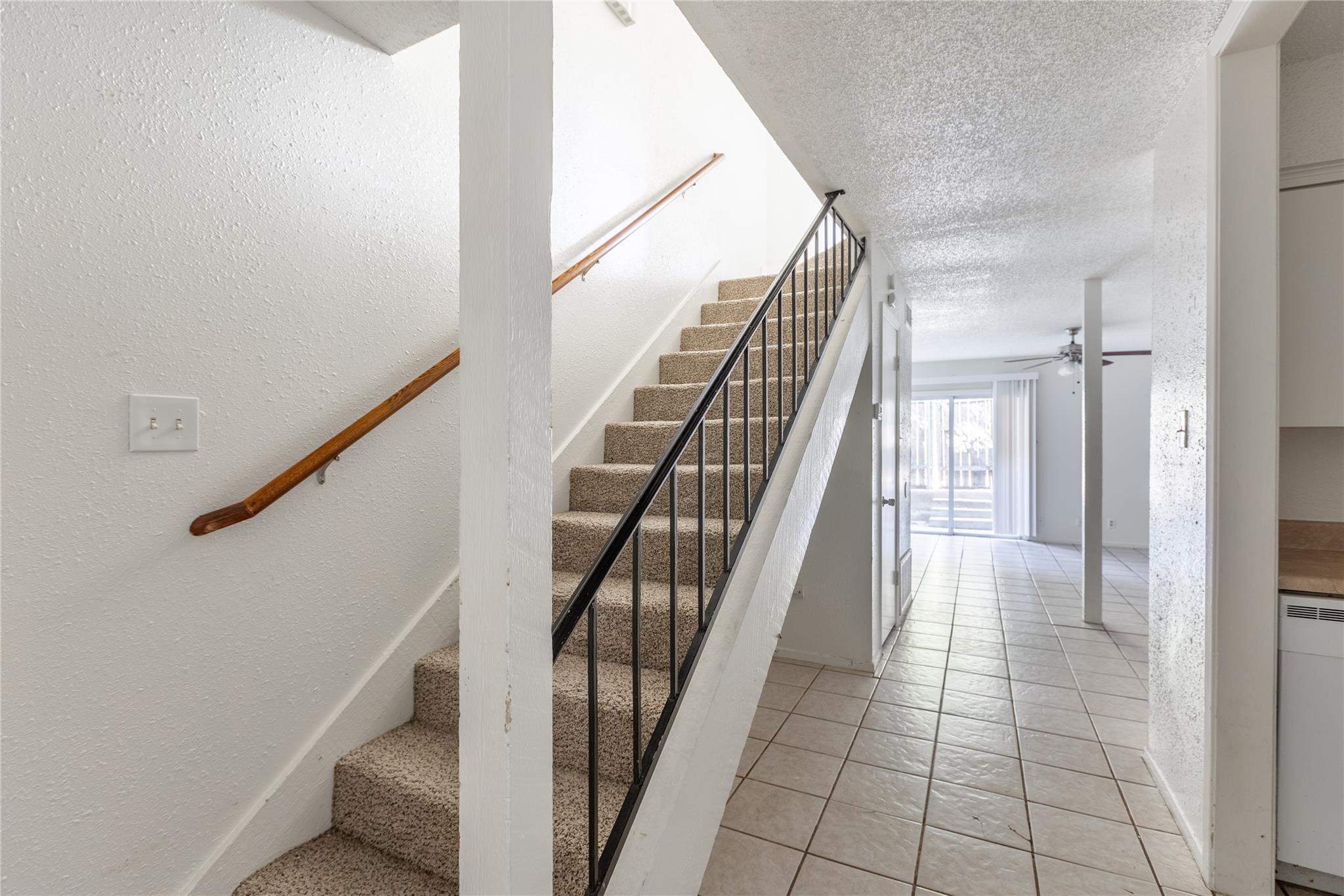 7200 Creekside DR # D Unit: A, B, C, & D