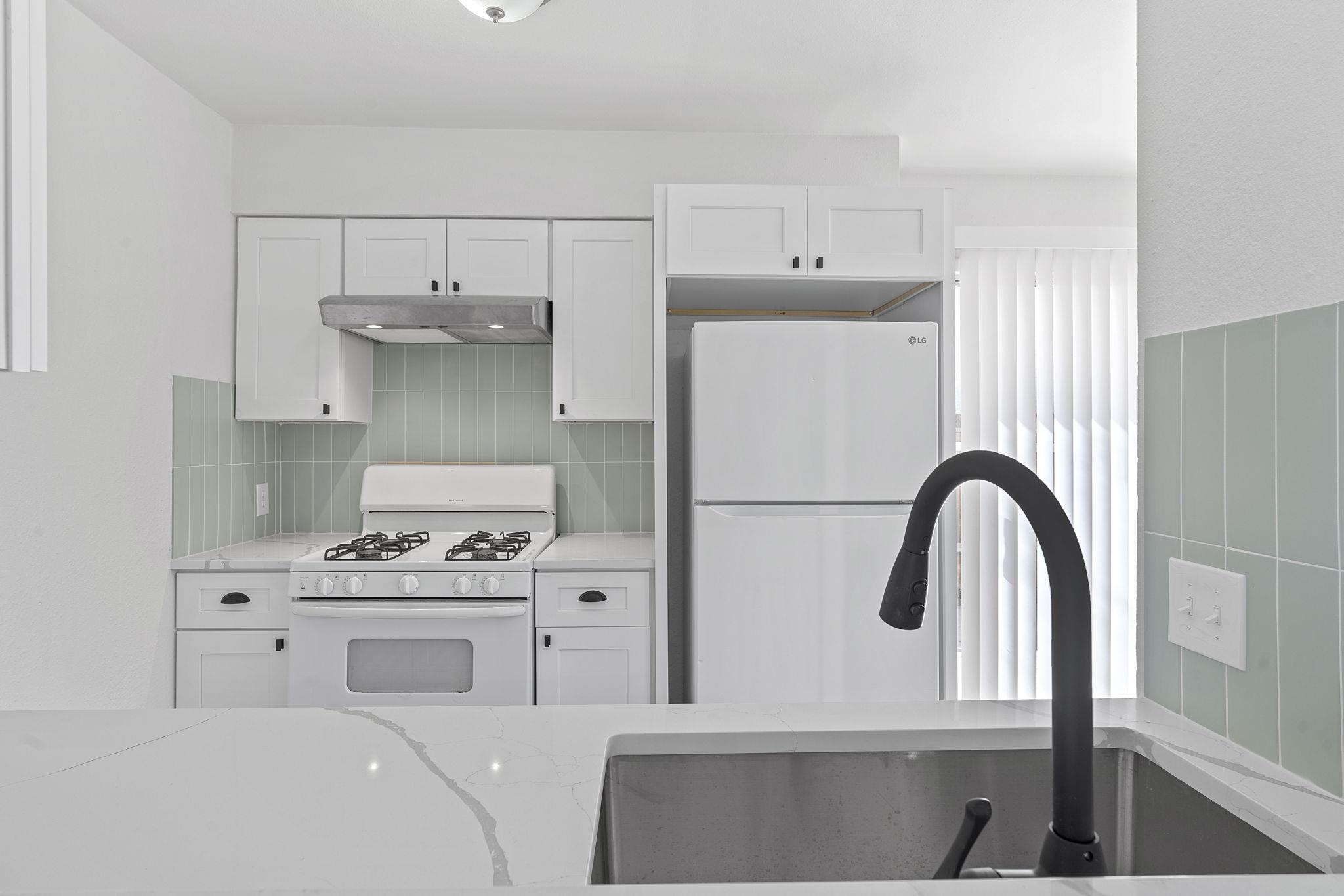 7200 Creekside DR # D Unit: A, B, C, & D