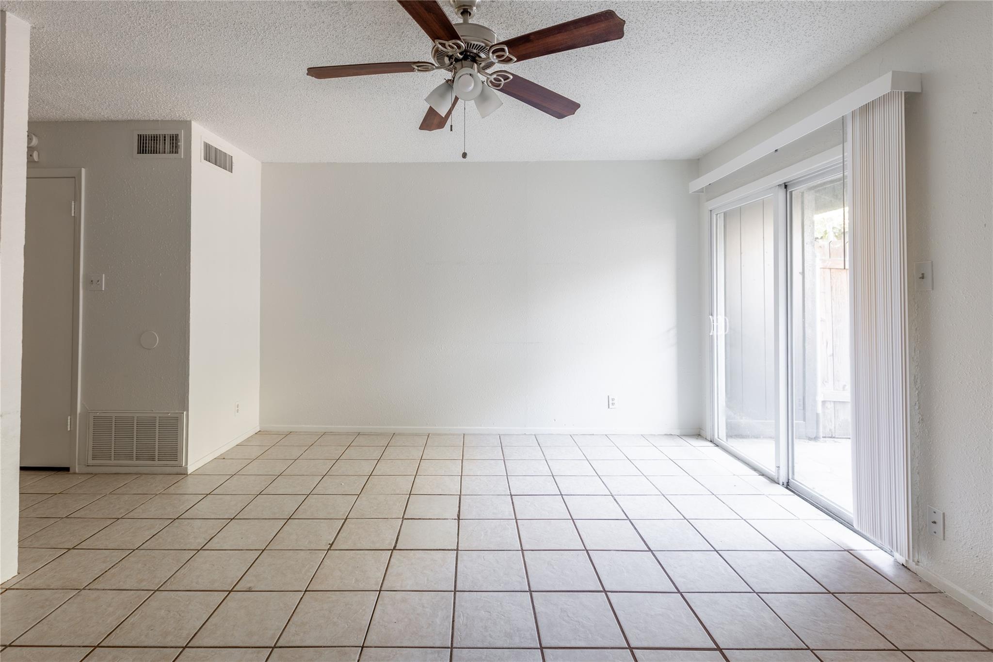 7200 Creekside DR # D Unit: A, B, C, & D