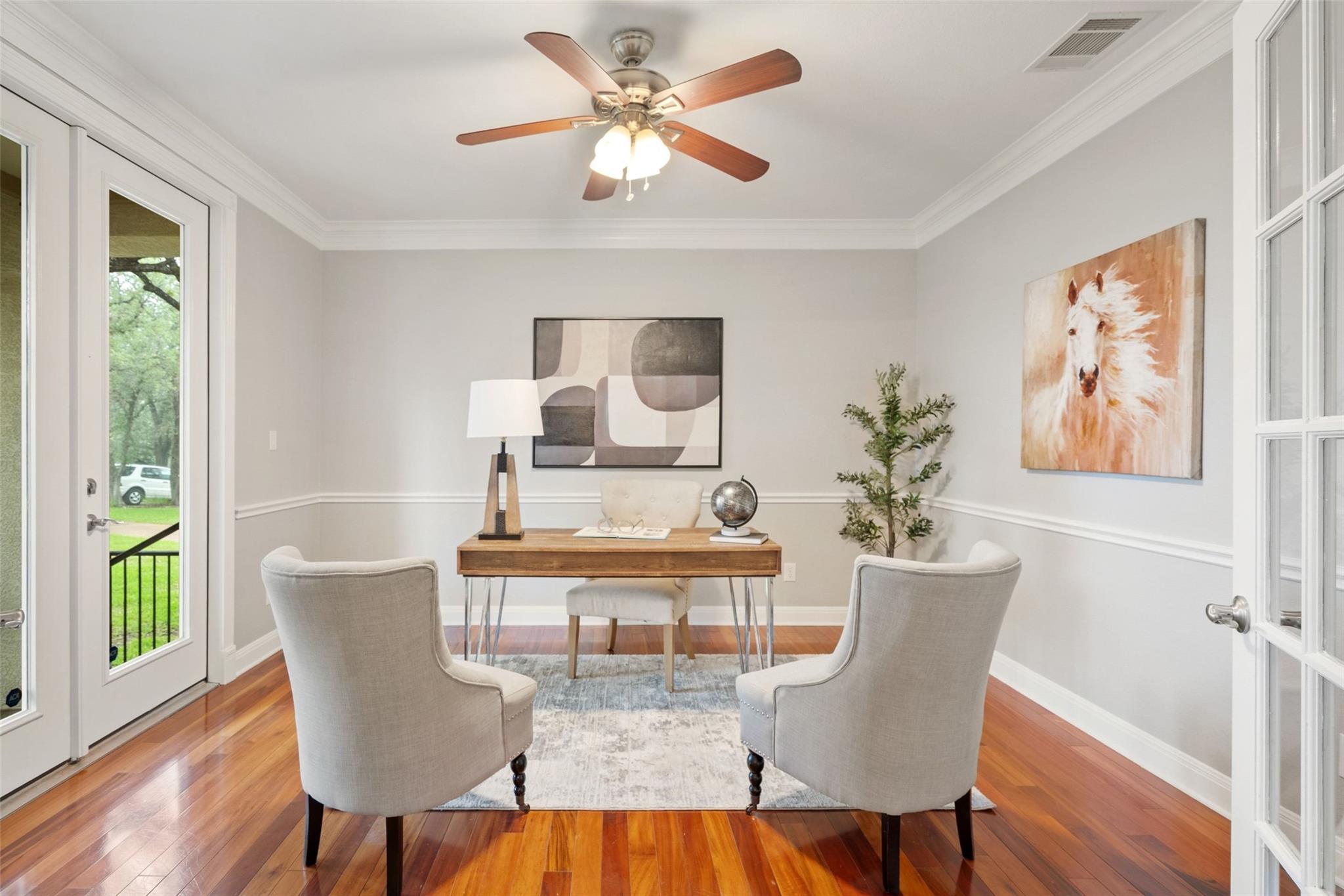 2901 Demona DR