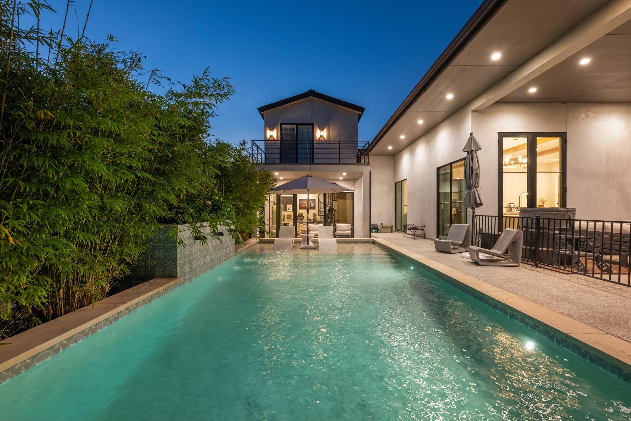 215 Golden Bear DR