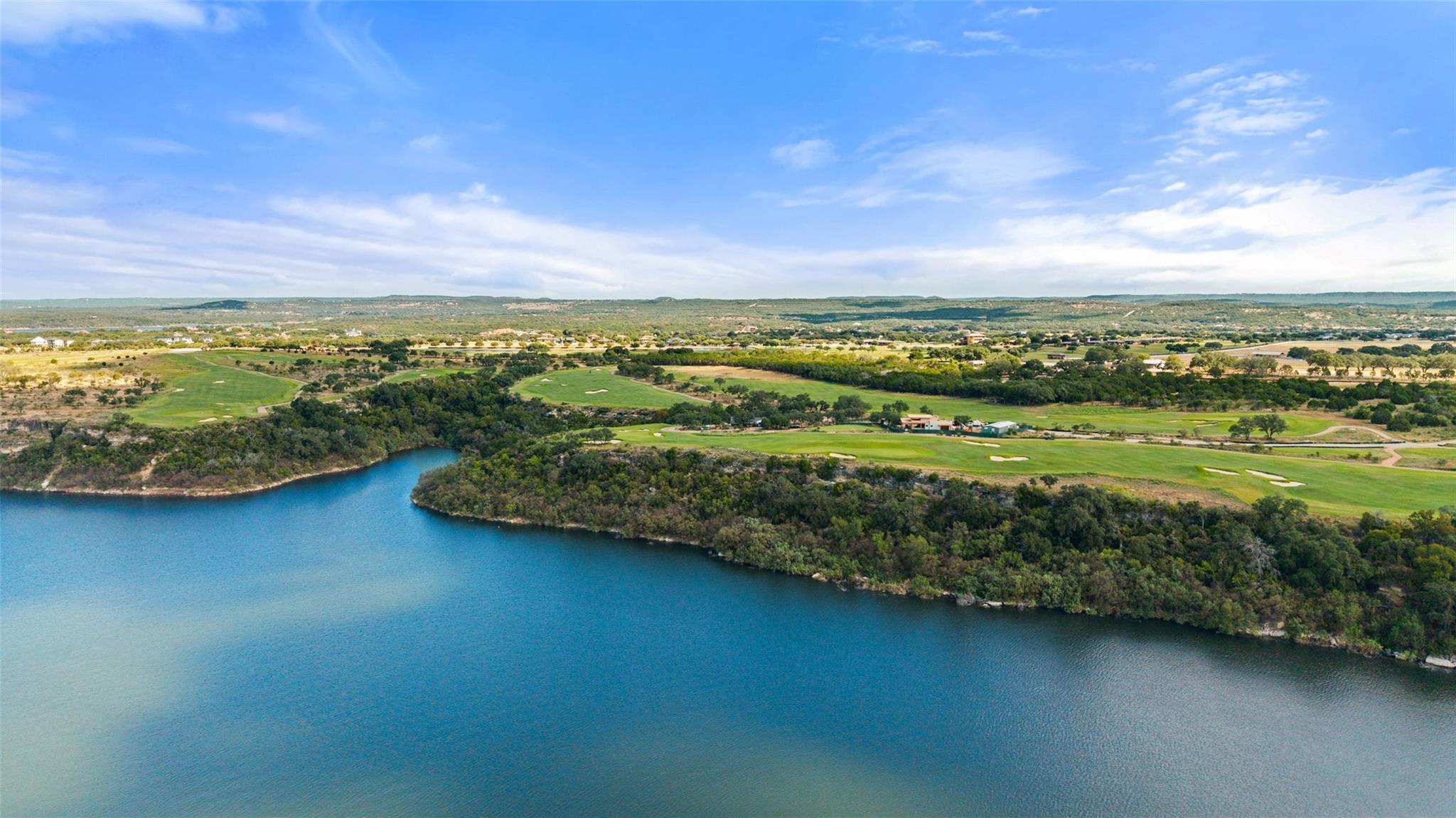 1289 Lakeshore DR