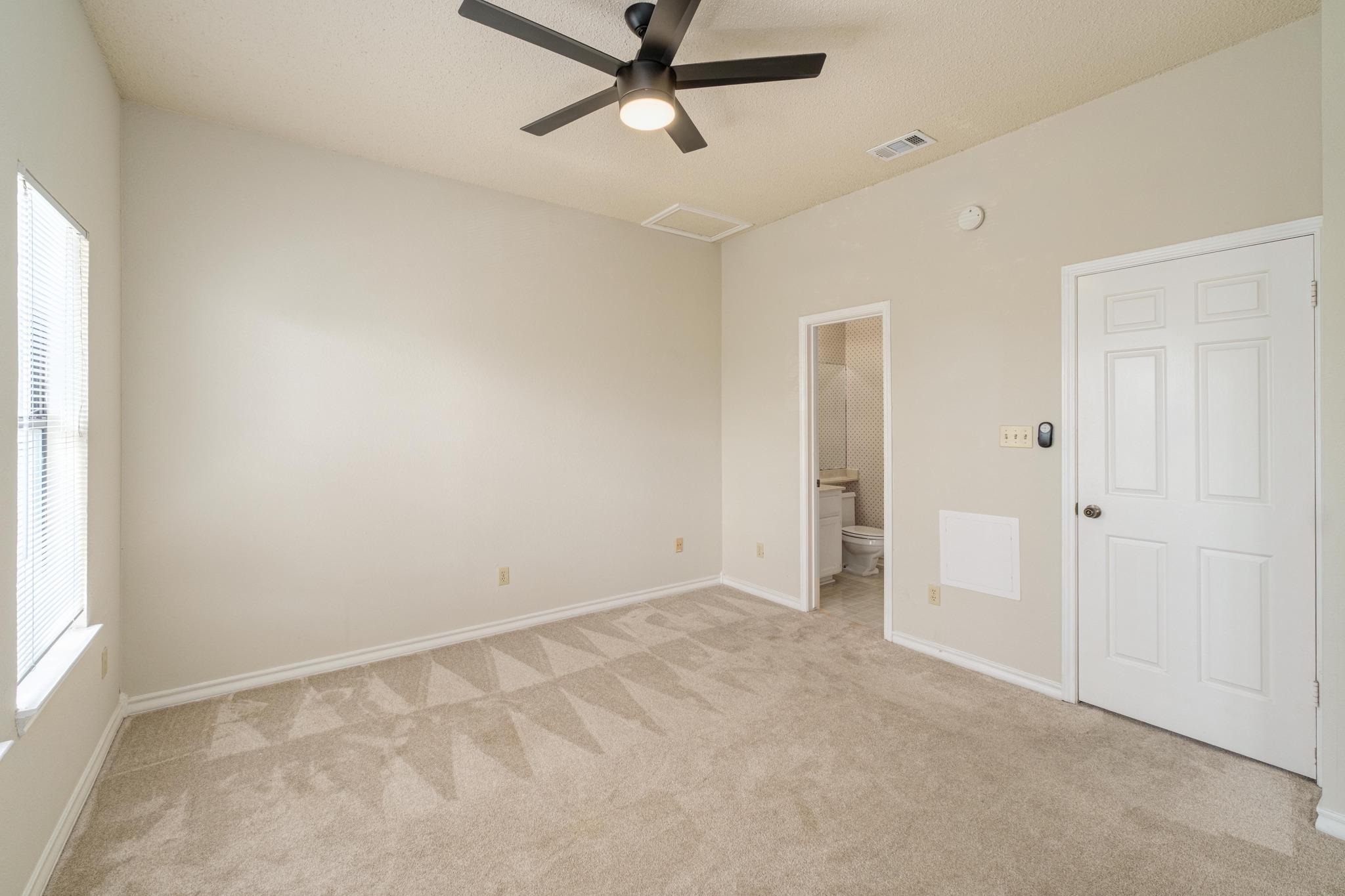 1404 Norwalk LN # 206